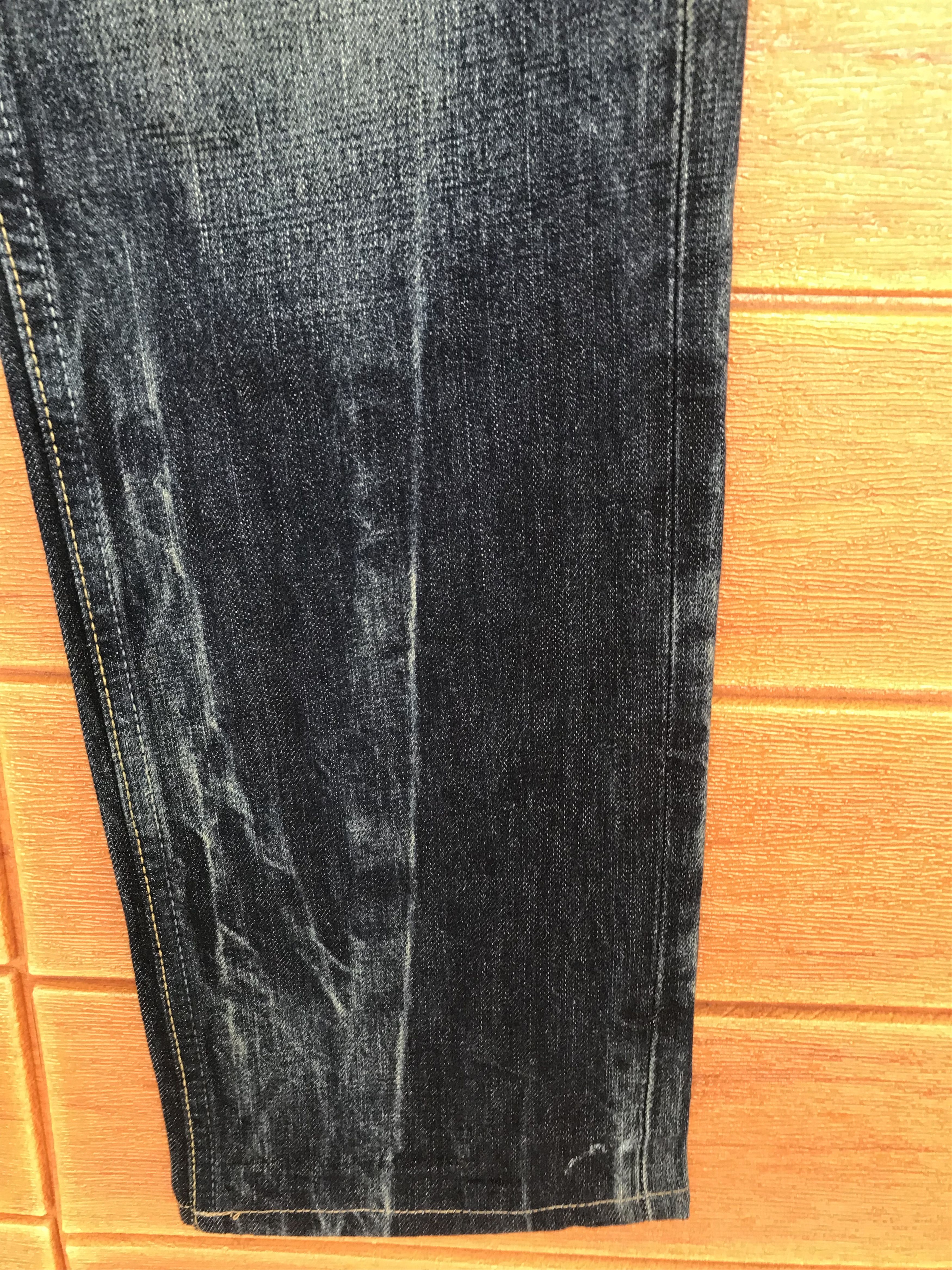 Levi's Vintage Levis 501 Clawmark Distressed Faded Denim Jeans Size US 29 - 9 Thumbnail