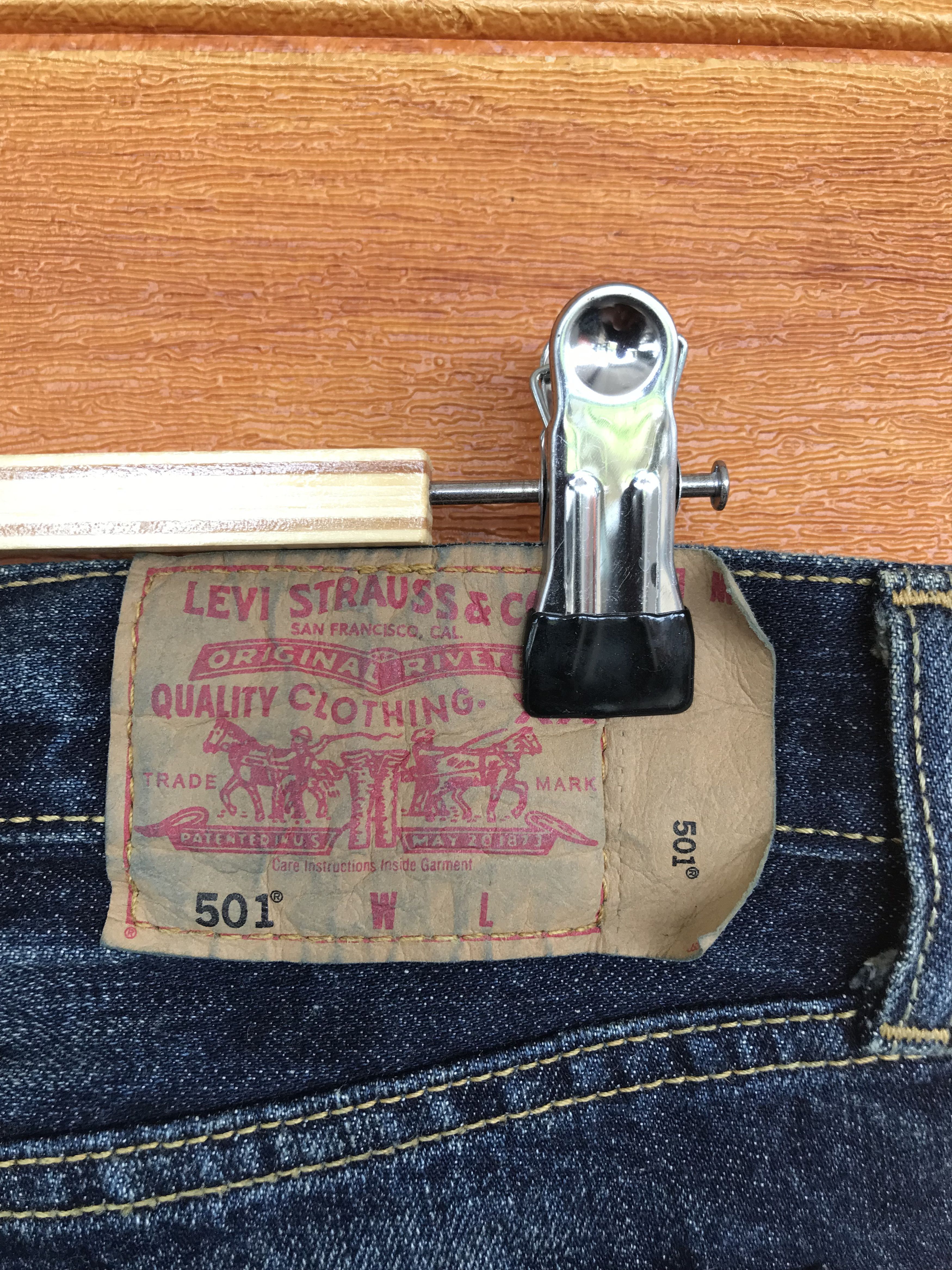 Levi's Vintage Levis 501 Clawmark Distressed Faded Denim Jeans Size US 29 - 19 Thumbnail