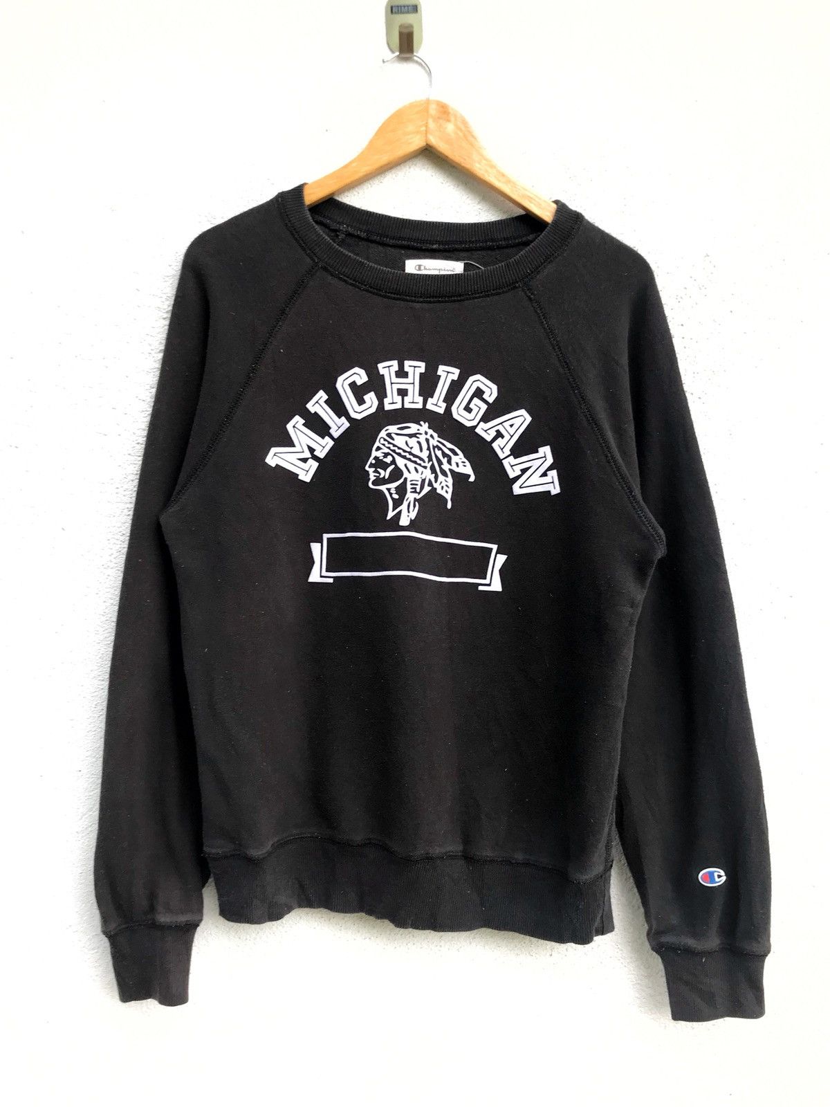 Champion Michigan Crewneck Sweatshirt Pullover Sweater