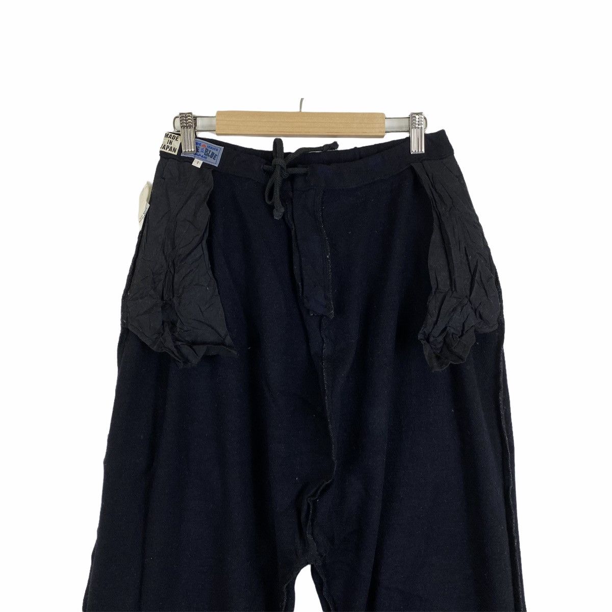 Blue Blue Japan × Japanese Brand × Vintage Vintage BLUE BLUE JAPAN Polkadot Design Wool 3 Quarter Pants Size US 27 - 7 Thumbnail