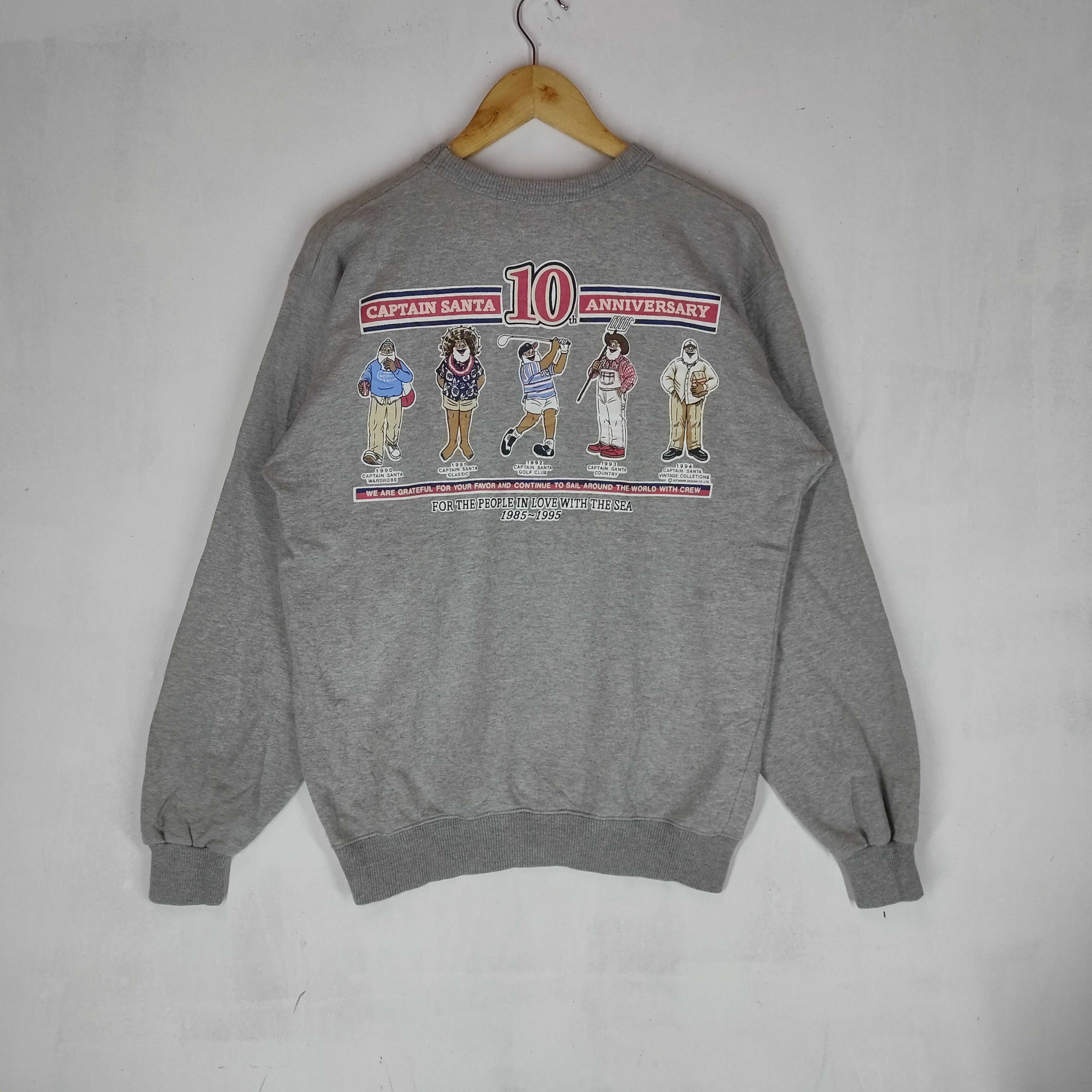 Vintage CAPTAIN SANTA 10th ANNIVERSARY Big Print Sweatshirt Size US M / EU 48-50 / 2 - 6 Thumbnail