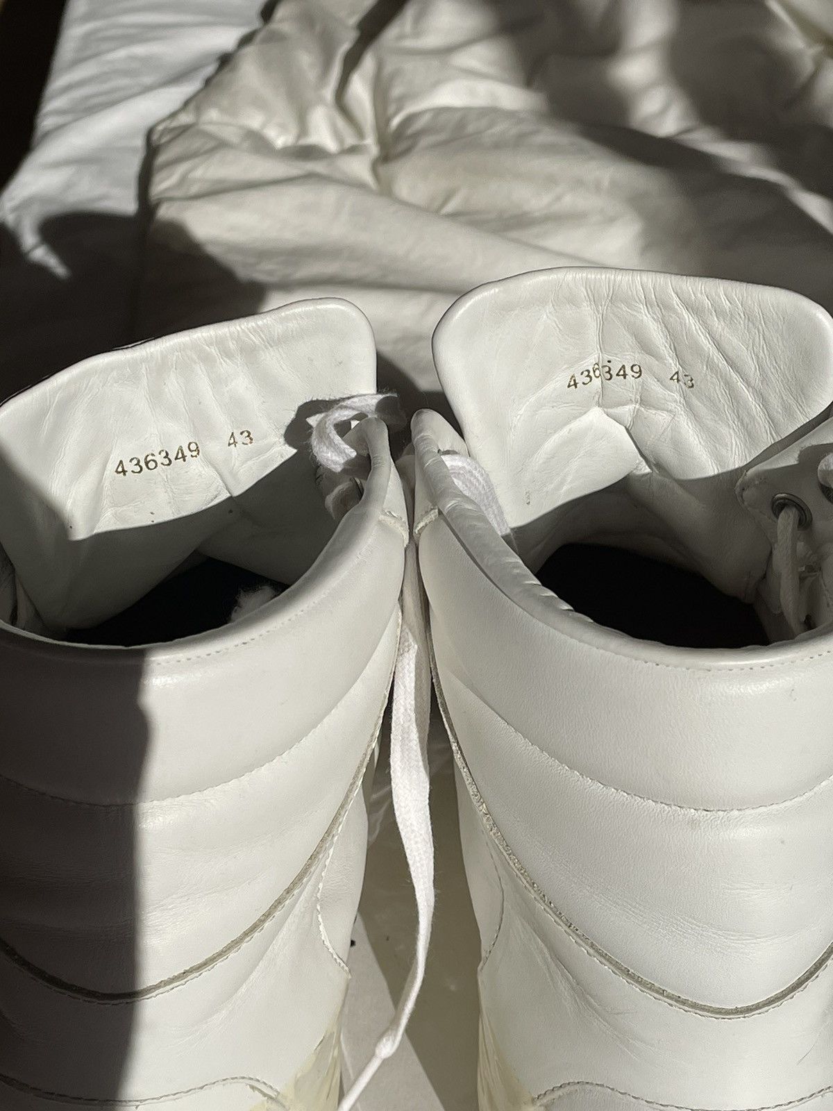 Balenciaga Balenciaga White Dipped High Top Sneakers Size US 10 / EU 43 - 3 Thumbnail