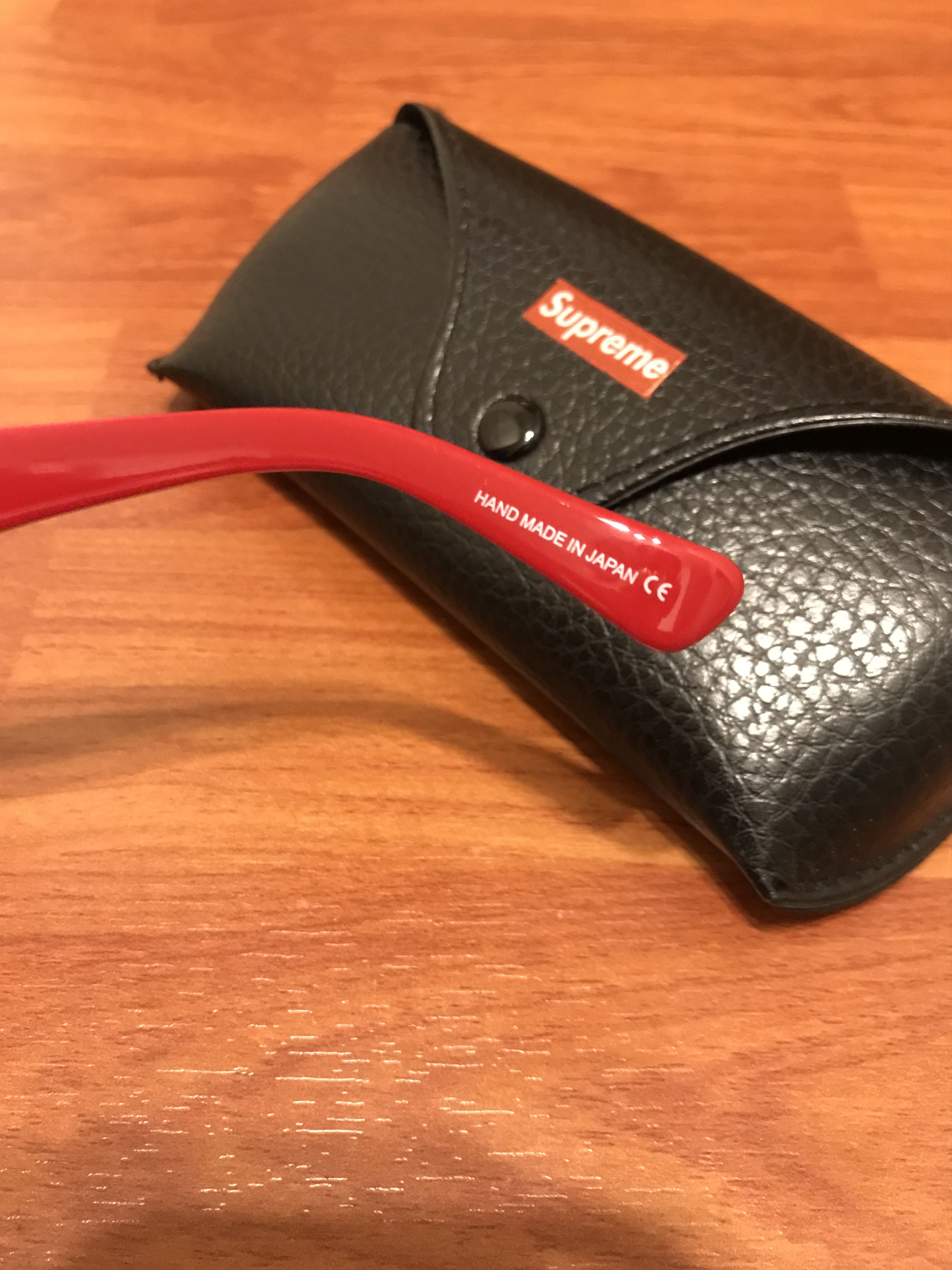Supreme DS: 2009 supreme OG loc sunglasses (red) Size ONE SIZE - 4 Thumbnail