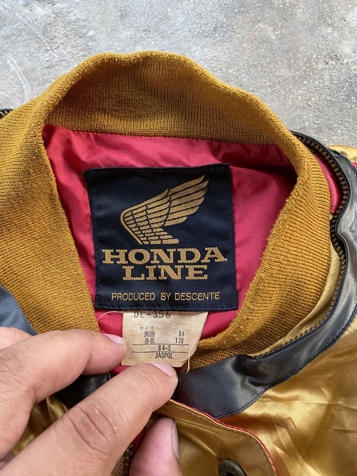 Gear for Sports Sale ! Vintage HONDA jacket nice Size US L / EU 52-54 / 3 - 11 Thumbnail
