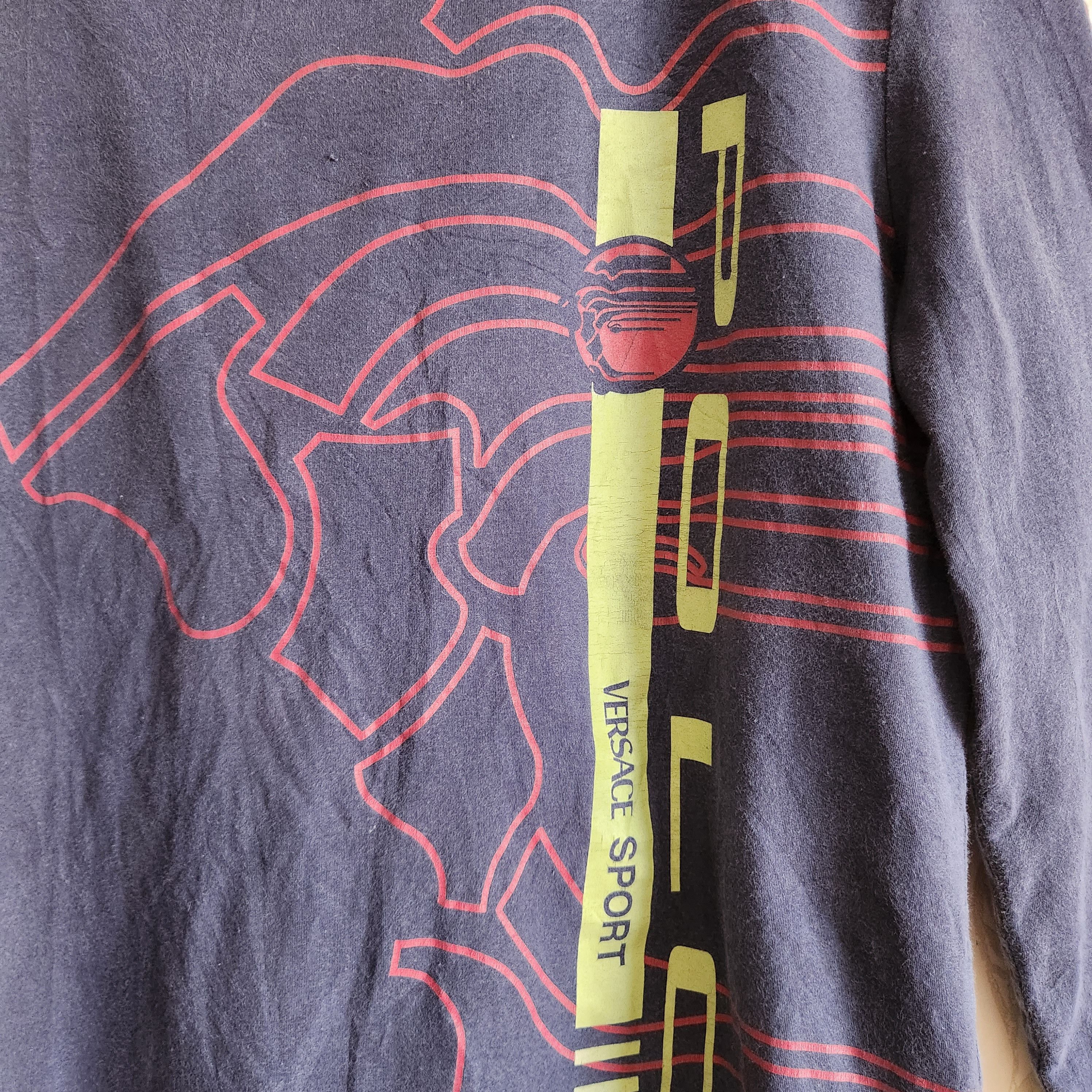 Versace × Vintage Vintage Versace Sport Long Sleeve TShirt Big Printed Size US L / EU 52-54 / 3 - 9 Thumbnail