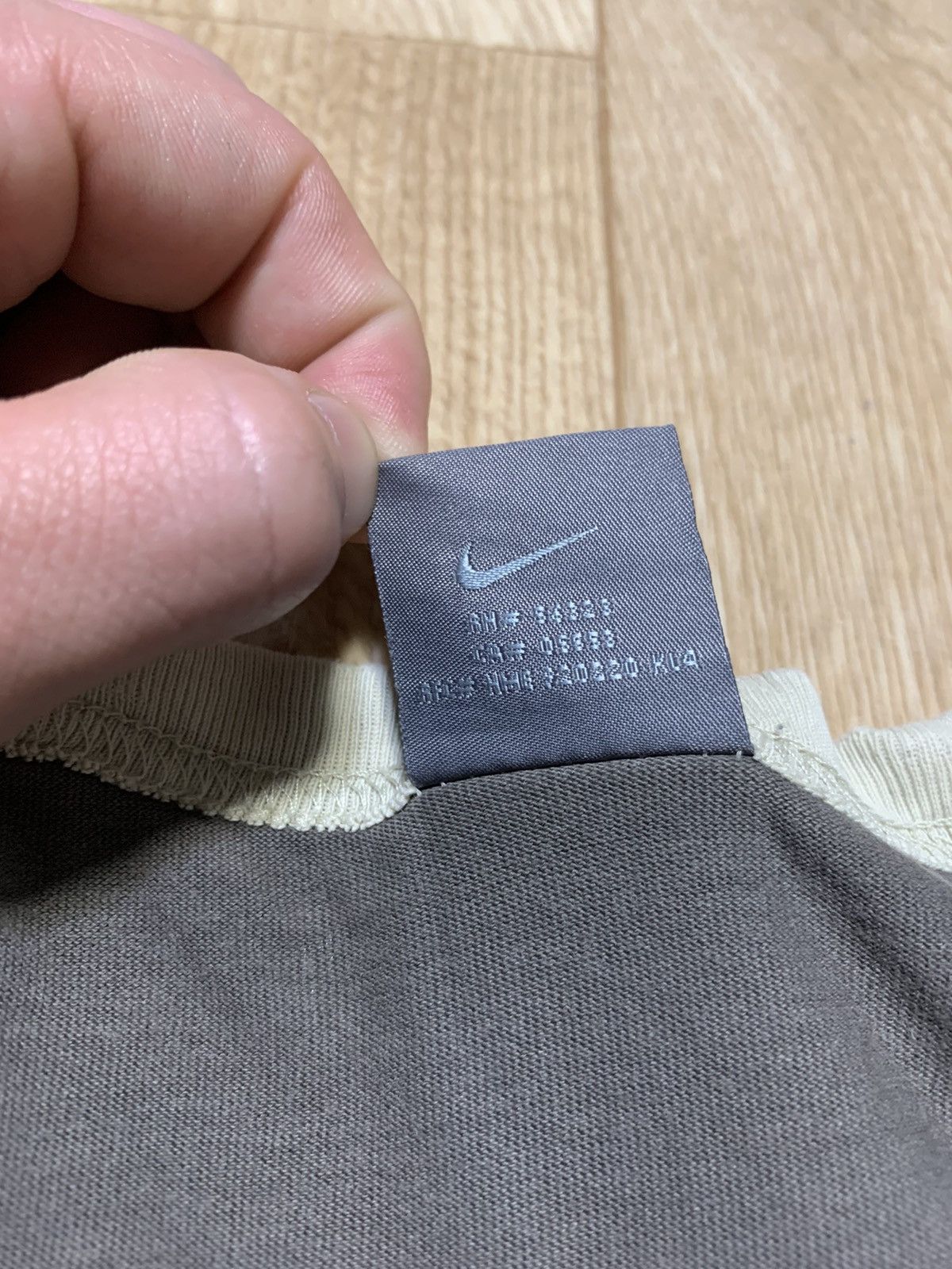 Nike Vintage Y2K Nike Oregon T-Shirt Size US S / EU 44-46 / 1 - 9 Thumbnail