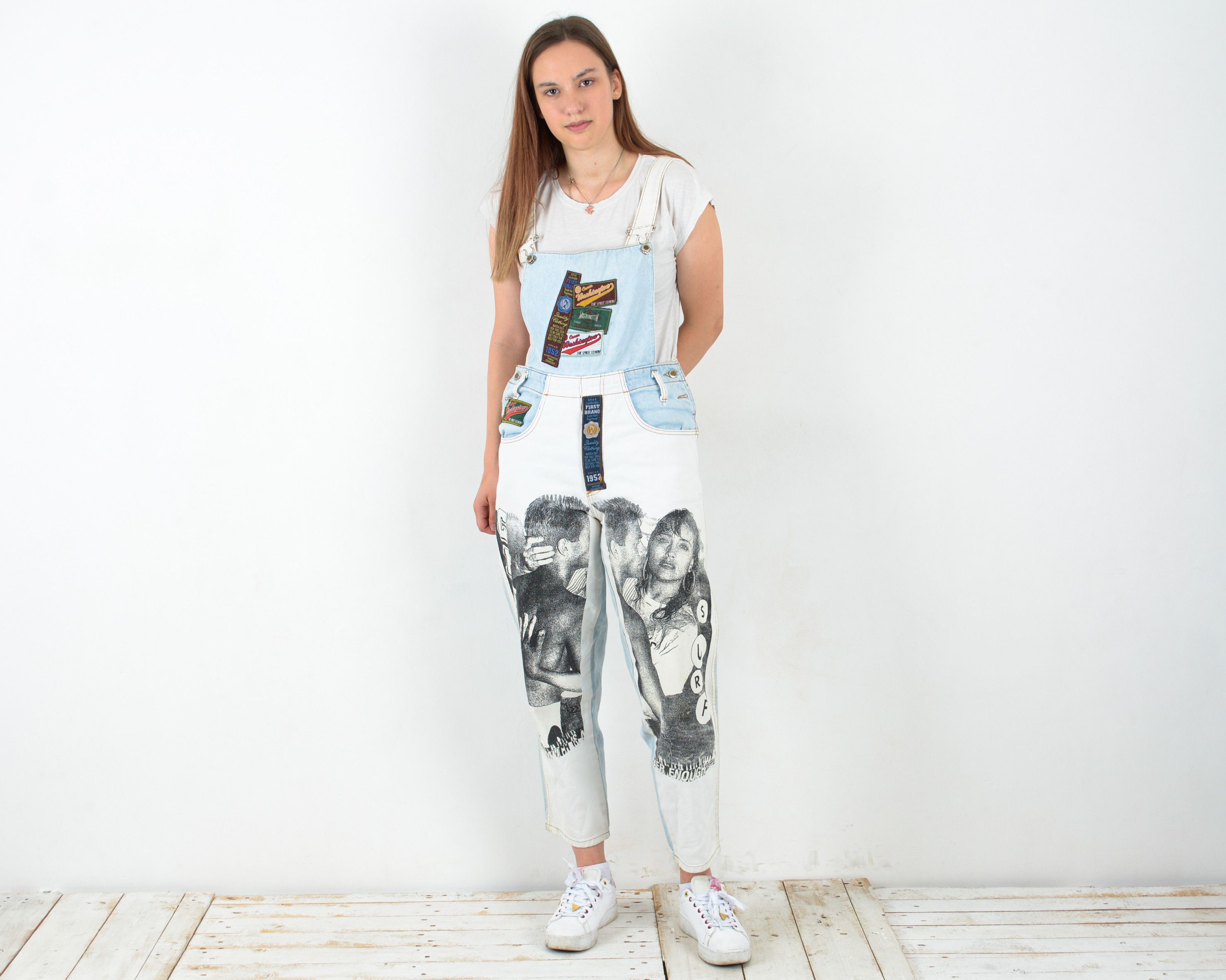Vintage Vintage Women's S Jean Overall Denim Dungaree Italy Patches Size 25" / US 0 / IT 36 - 1 Thumbnail