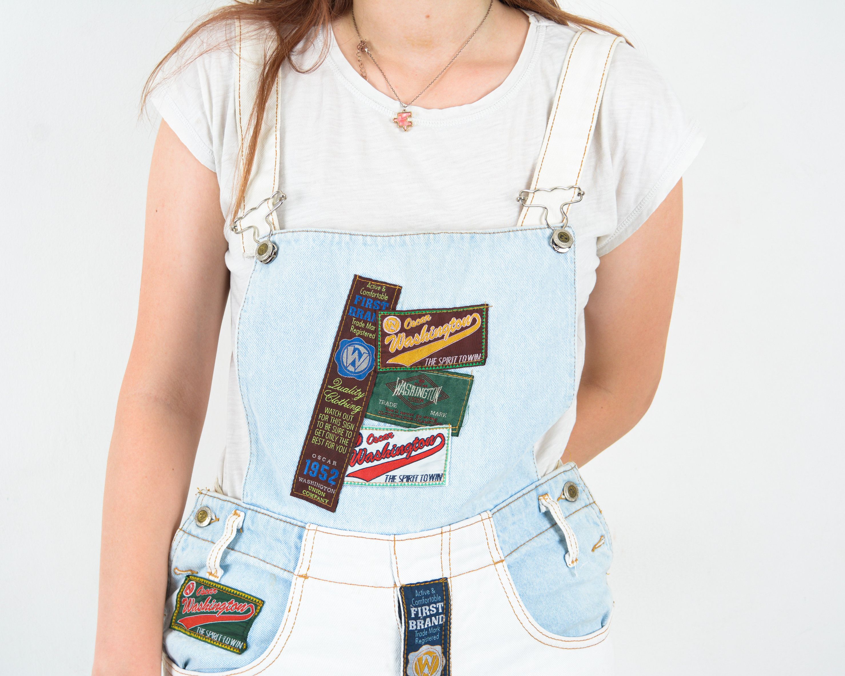 Vintage Vintage Women's S Jean Overall Denim Dungaree Italy Patches Size 25" / US 0 / IT 36 - 5 Thumbnail