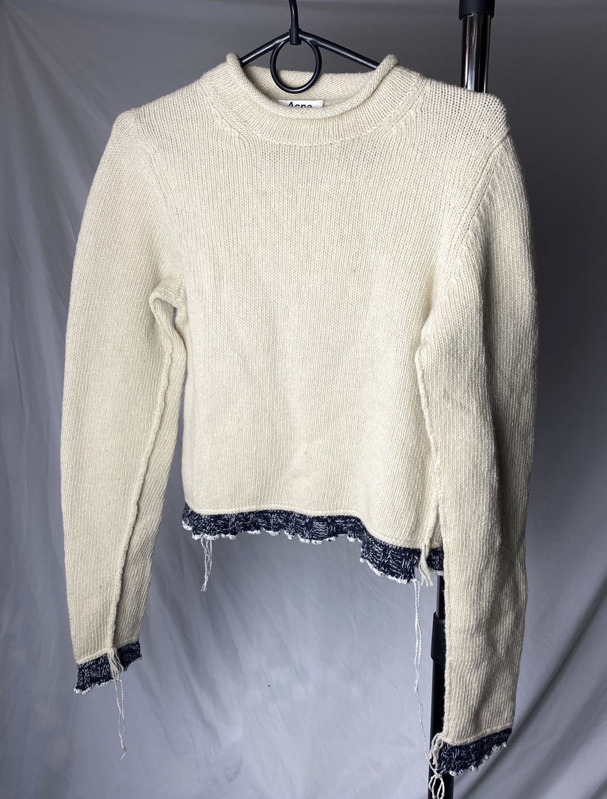 Acne Studios Acne Studios Distressed Knit sweater Size M / US 6-8 / IT 42-44 - 1 Thumbnail