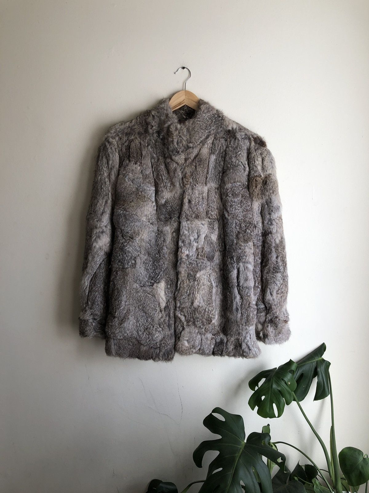 Diane von Furstenberg Genuine Dead Vintage Bunnies Playboy Furry Coat Size US L / EU 52-54 / 3 - 4 Thumbnail
