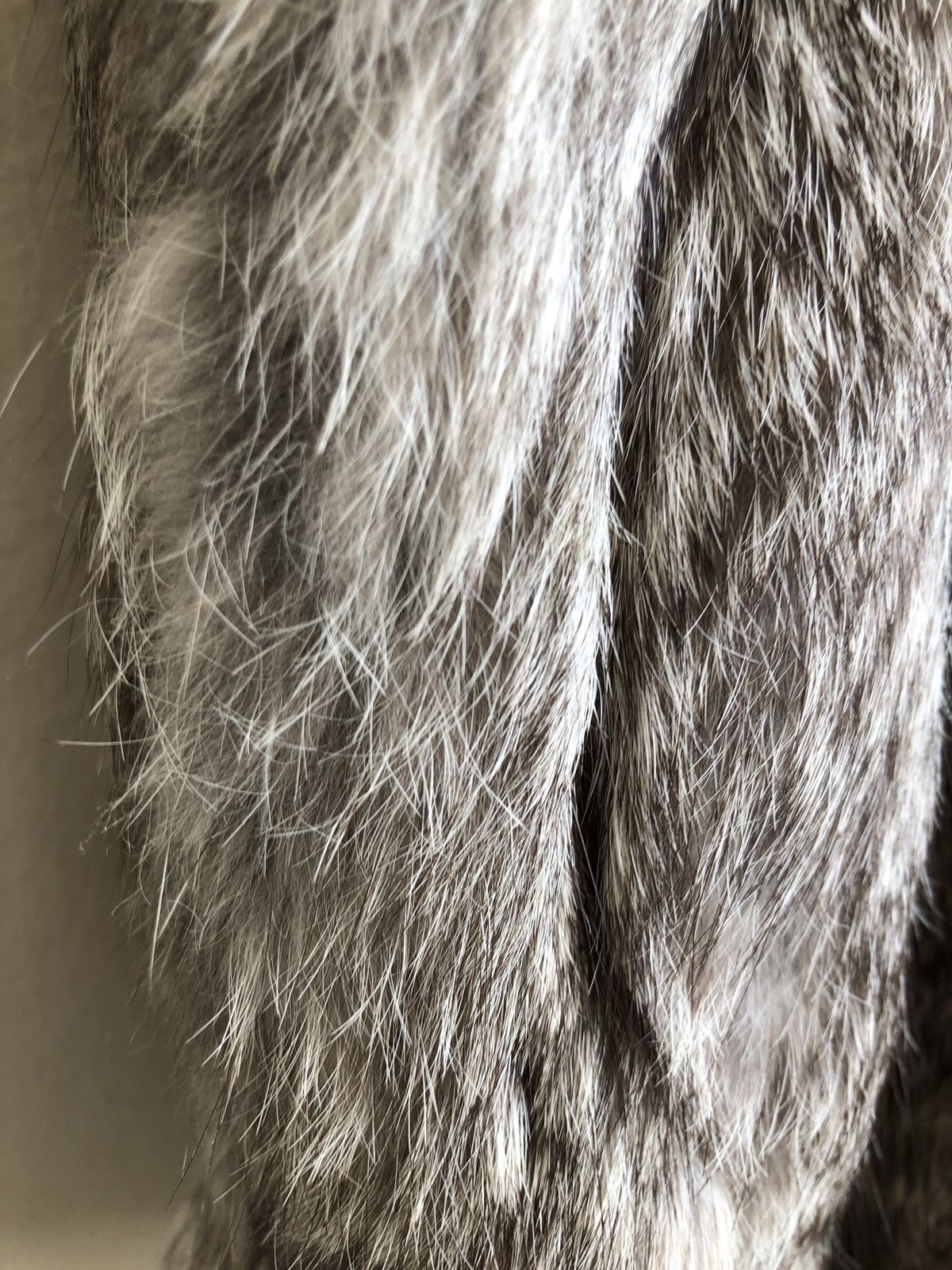 Diane von Furstenberg Genuine Dead Vintage Bunnies Playboy Furry Coat Size US L / EU 52-54 / 3 - 12 Thumbnail
