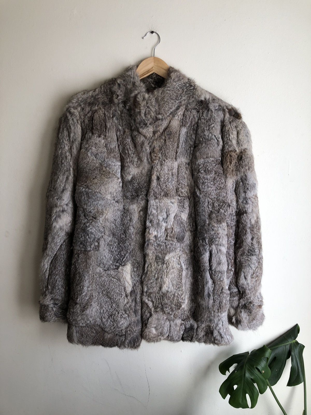 Diane von Furstenberg Genuine Dead Vintage Bunnies Playboy Furry Coat Size US L / EU 52-54 / 3 - 2 Thumbnail