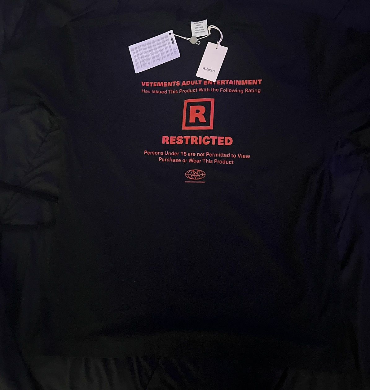 Vetements Rated outlets R Restricted mens T-Shirt