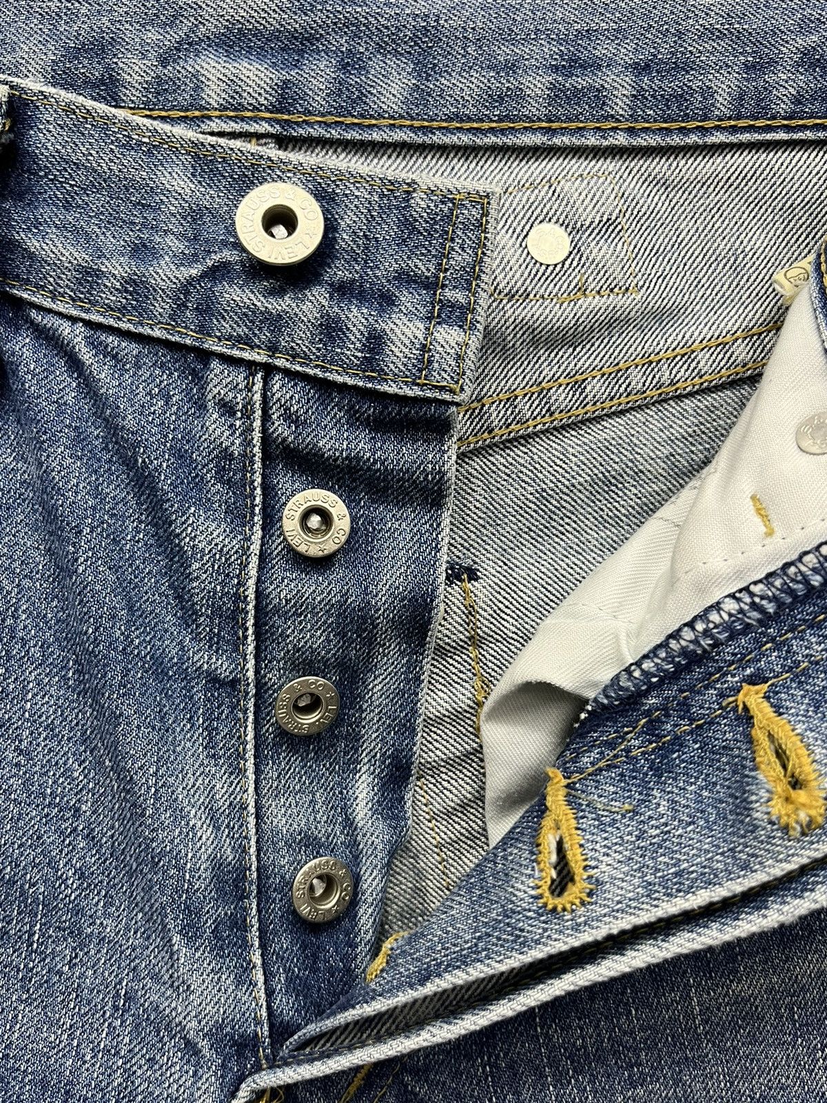 Levi's Vintage Clothing Vintage LEVI’S 701xx Big E Buckle Back Selvedge Denim Japan Size US 27 - 11 Thumbnail