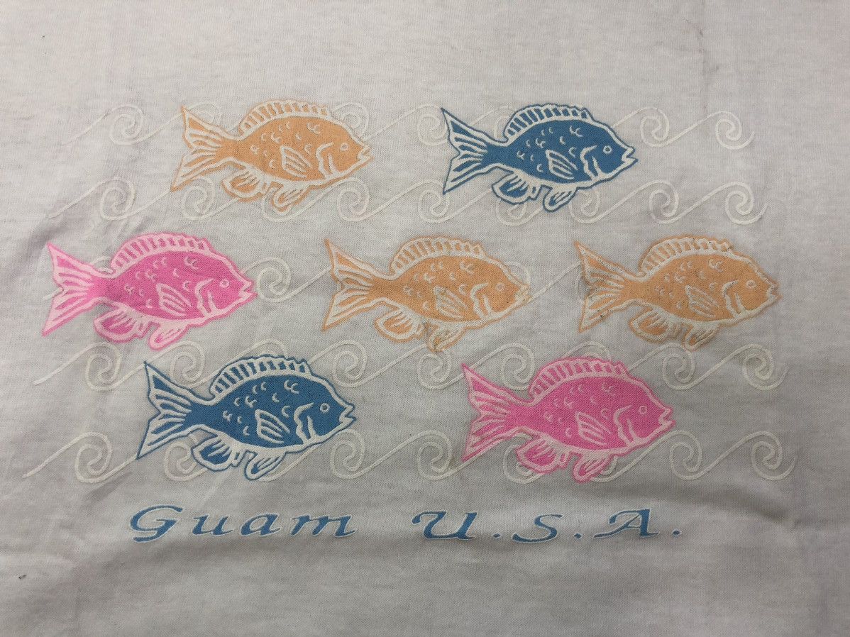 All Sport × Vintage Vintage Guam Fish print Size US S / EU 44-46 / 1 - 3 Thumbnail