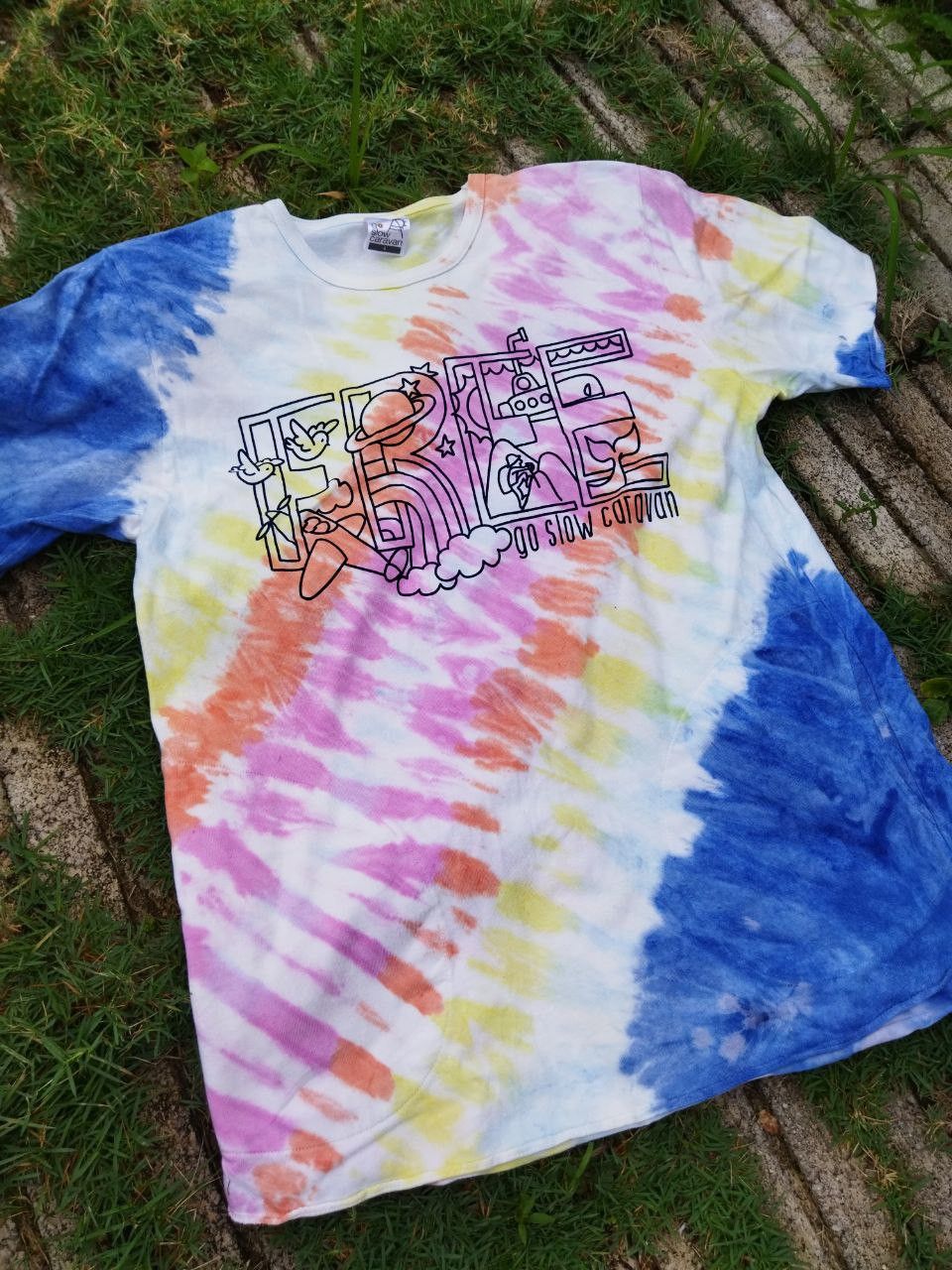 go slow caravan Go slow Caravan Tie Dye Tshirt Size US M / EU 48-50 / 2 - 3 Thumbnail