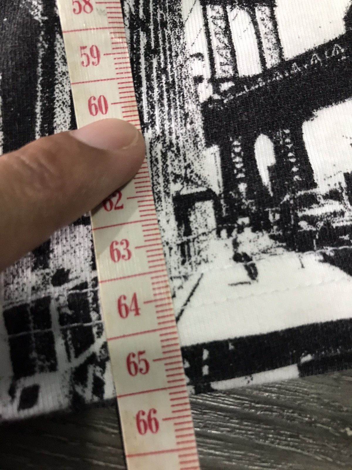 Japanese Brand Avant Garde All over printed tshirt Size US L / EU 52-54 / 3 - 8 Thumbnail