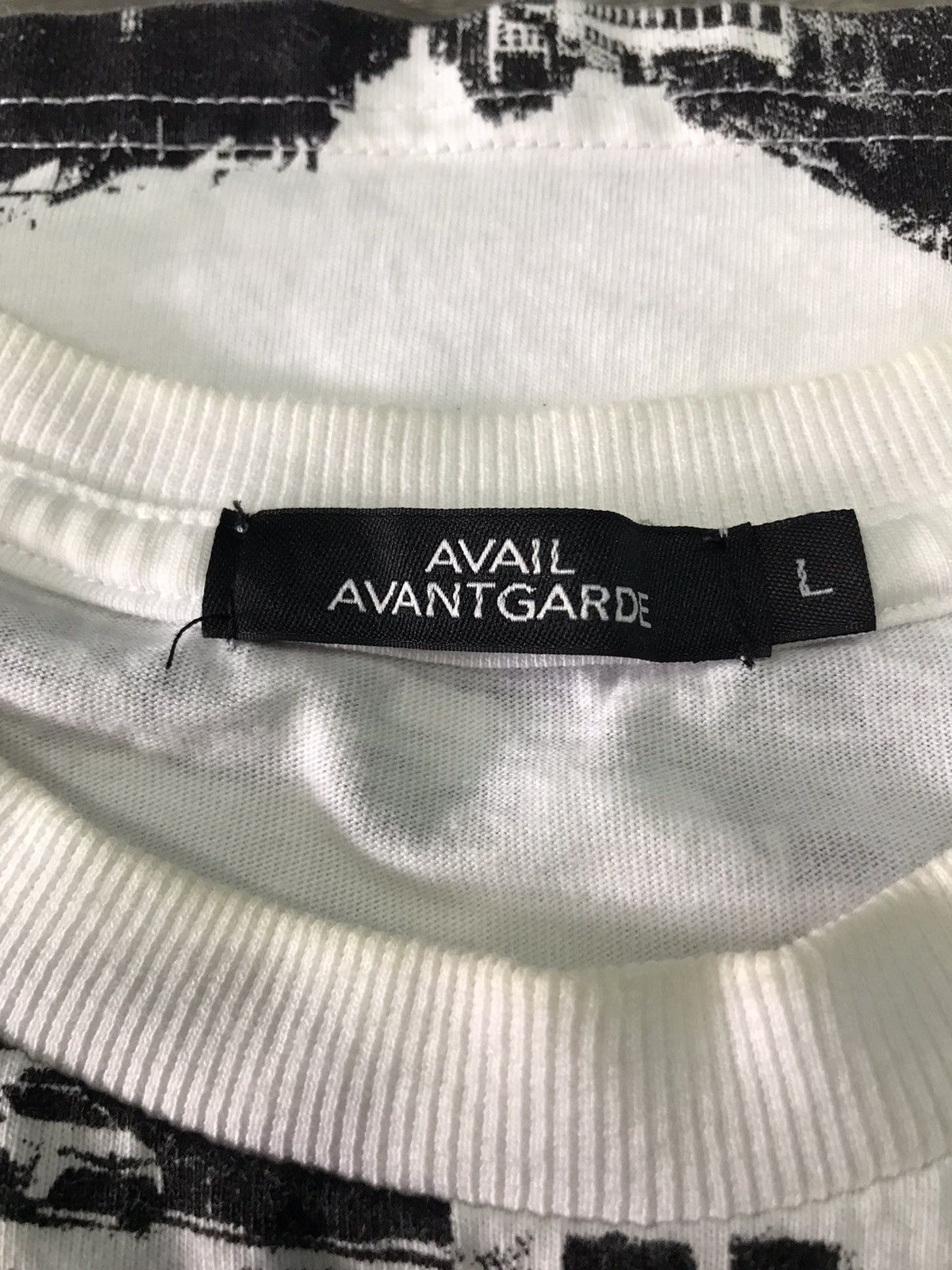 Japanese Brand Avant Garde All over printed tshirt Size US L / EU 52-54 / 3 - 3 Thumbnail