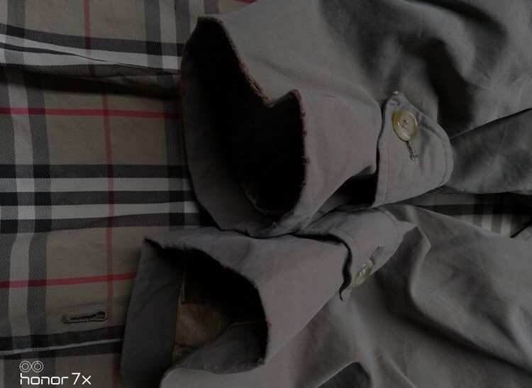 Burberry Burberry Trench Coat distressed Size US L / EU 52-54 / 3 - 8 Thumbnail