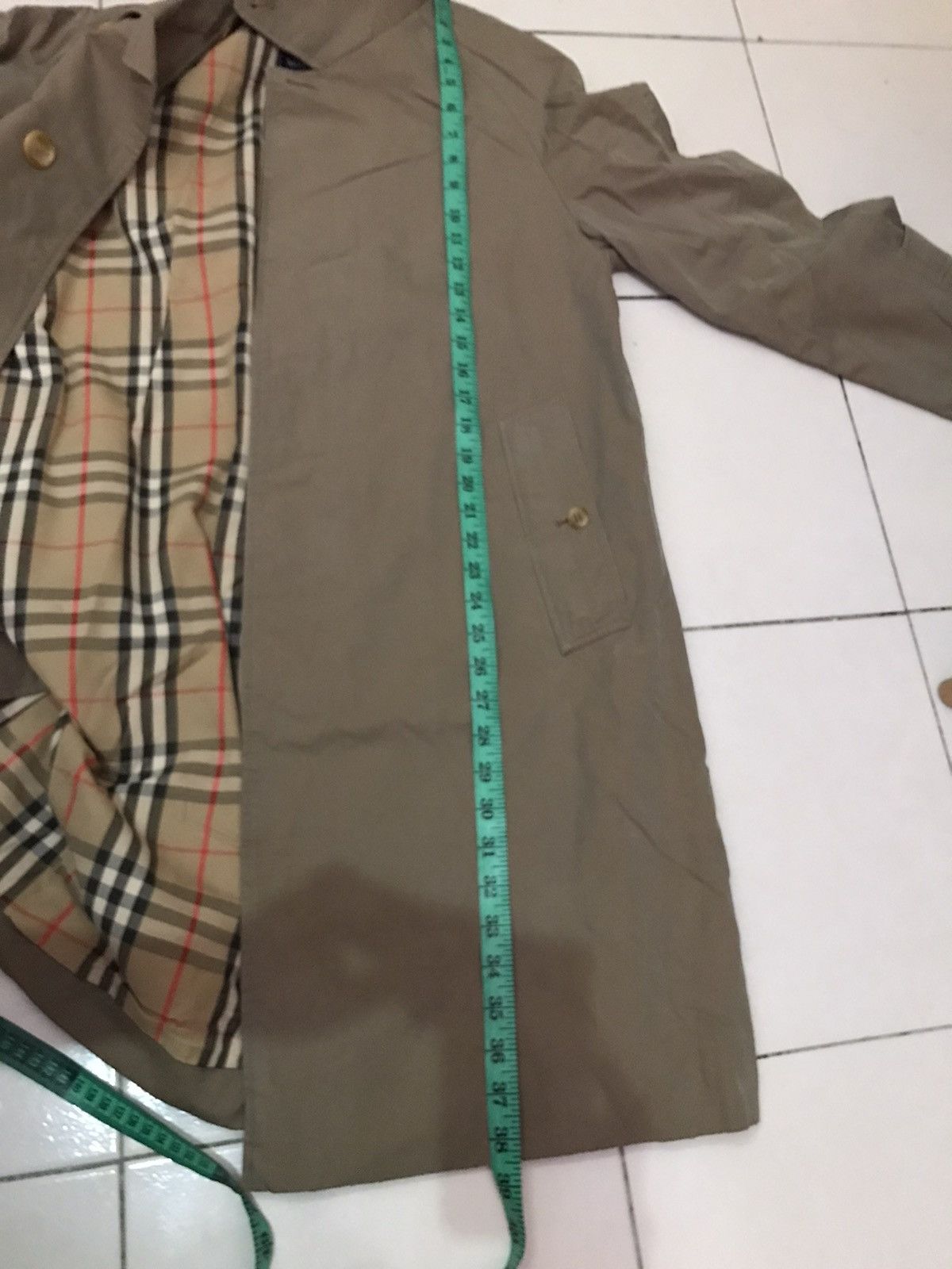 Burberry Burberry Trench Coat distressed Size US L / EU 52-54 / 3 - 12 Thumbnail