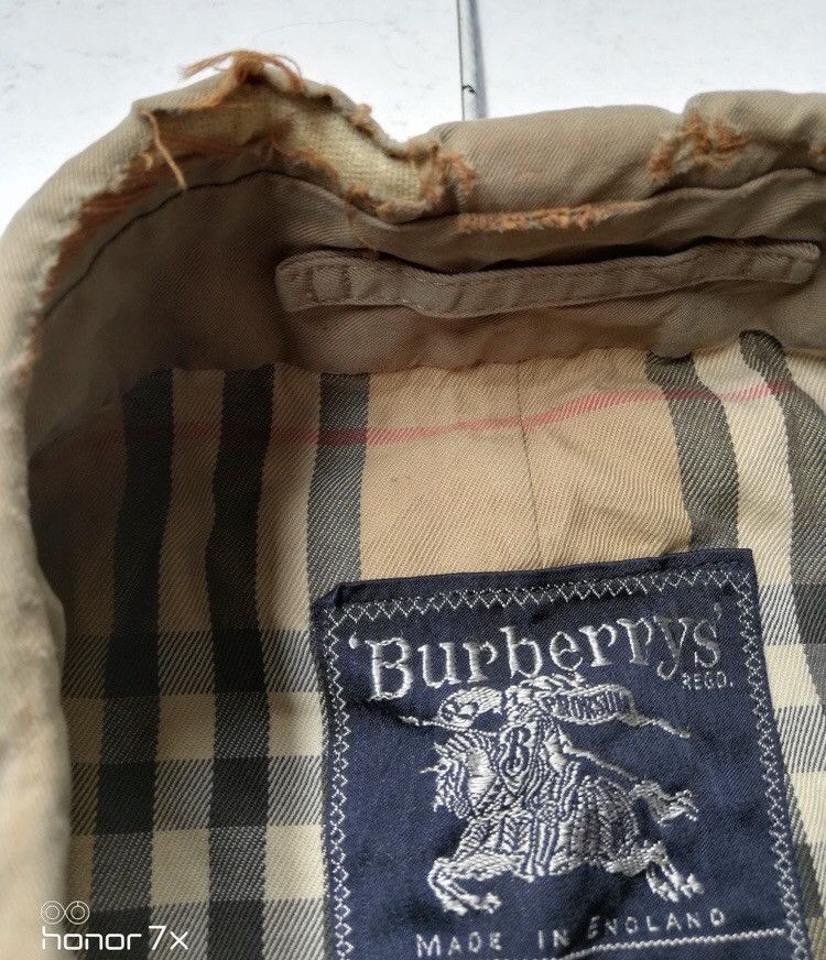 Burberry Burberry Trench Coat distressed Size US L / EU 52-54 / 3 - 9 Thumbnail