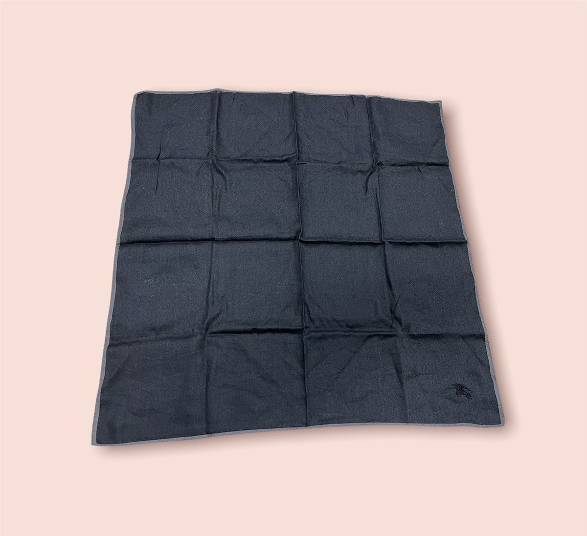 Burberry BURBERRY PLAIN POCKETSQUARE/HANDKERCHIEF/BANDANA Size ONE SIZE - 4 Thumbnail