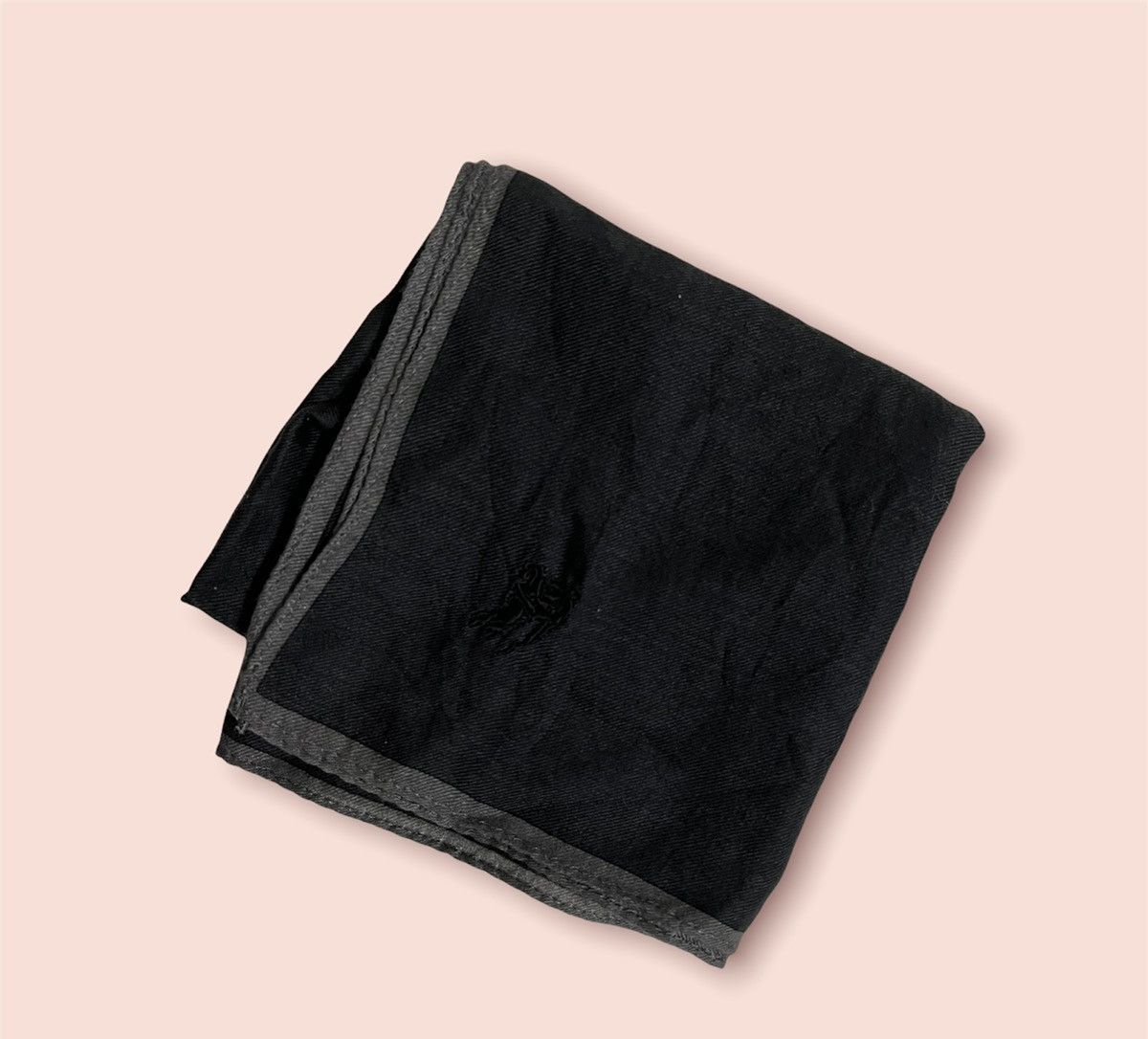Burberry BURBERRY PLAIN POCKETSQUARE/HANDKERCHIEF/BANDANA Size ONE SIZE - 9 Thumbnail