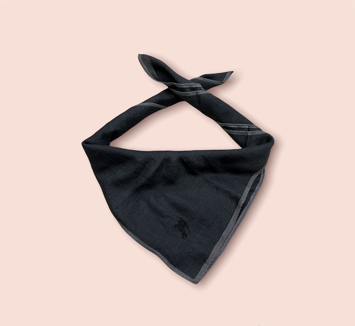 Burberry BURBERRY PLAIN POCKETSQUARE/HANDKERCHIEF/BANDANA Size ONE SIZE - 1 Thumbnail