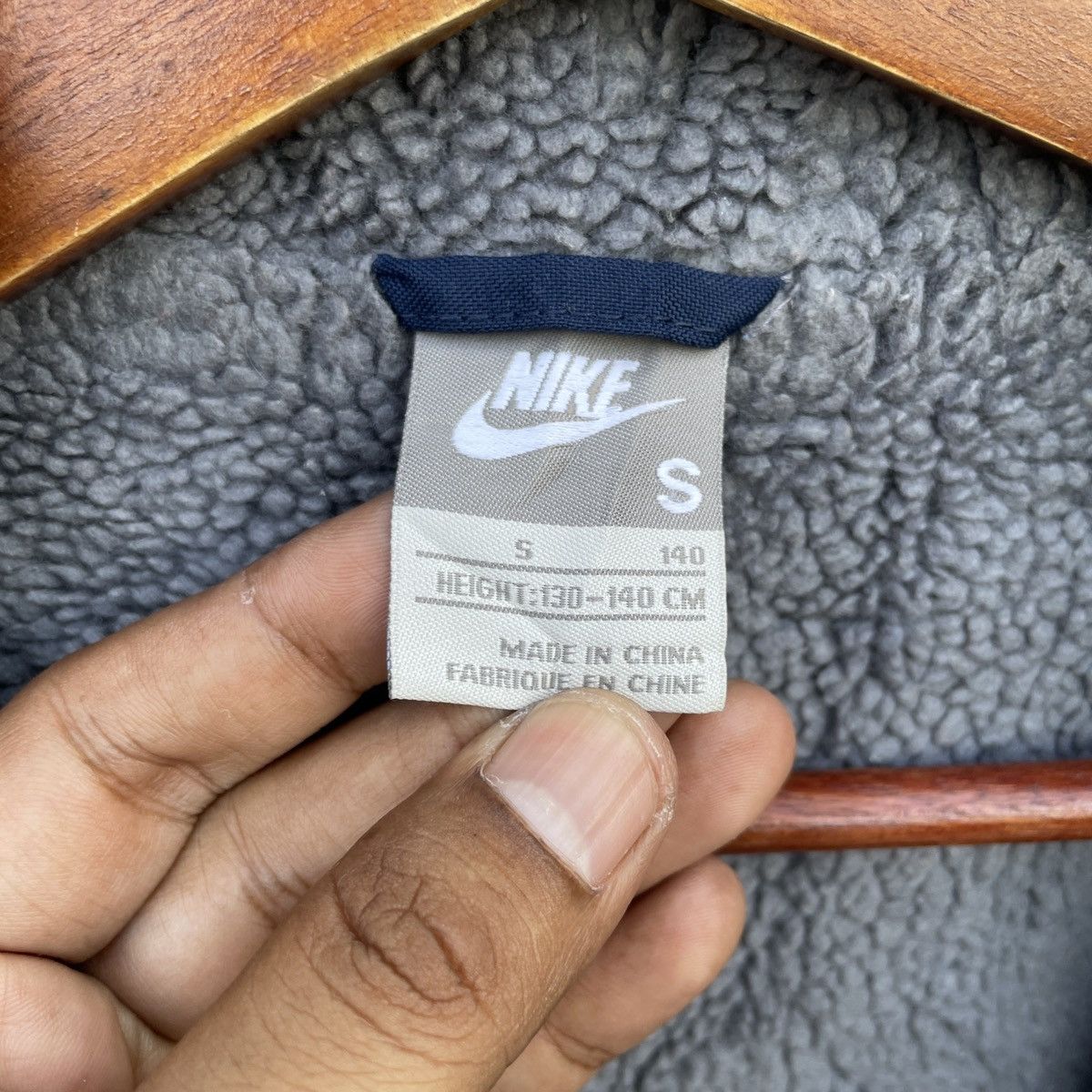 Nike Vintage Nike Embroidery Small Logo Long Jacket #R1944 Size US S / EU 44-46 / 1 - 6 Thumbnail