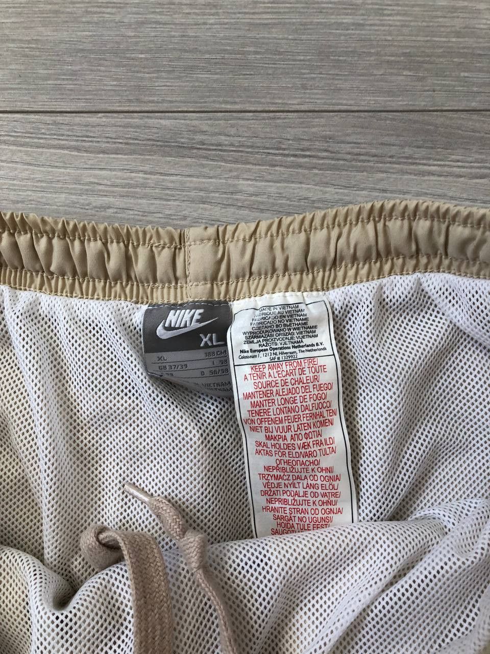 Vintage Vintage Nike Shorts Size US 36 / EU 52 - 4 Thumbnail