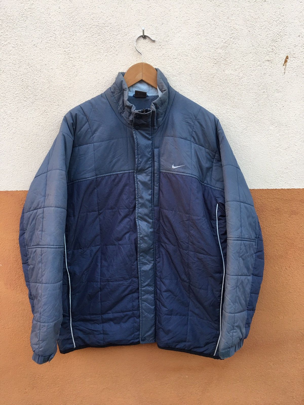 Nike Nike Puffer Jacket Size US L / EU 52-54 / 3 - 1 Thumbnail