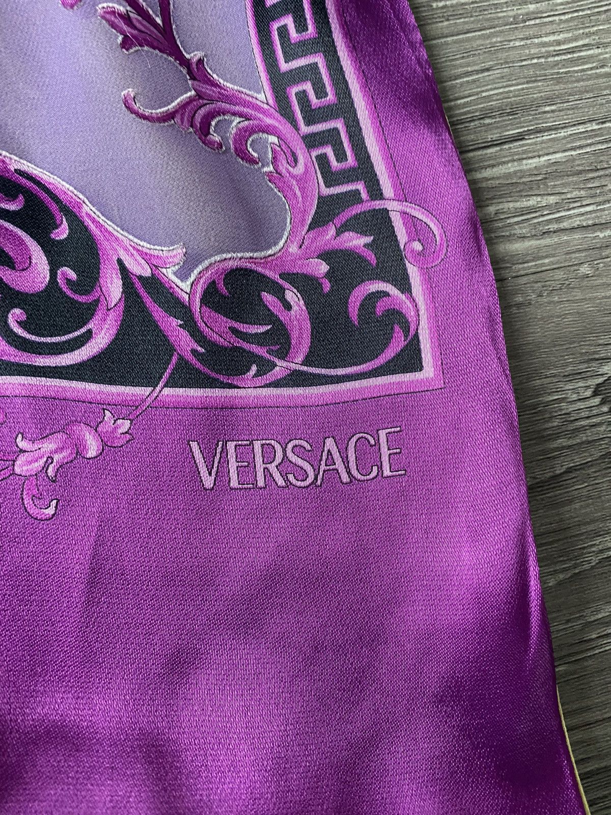 Versace Versace Silk Scarf Size ONE SIZE - 2 Thumbnail