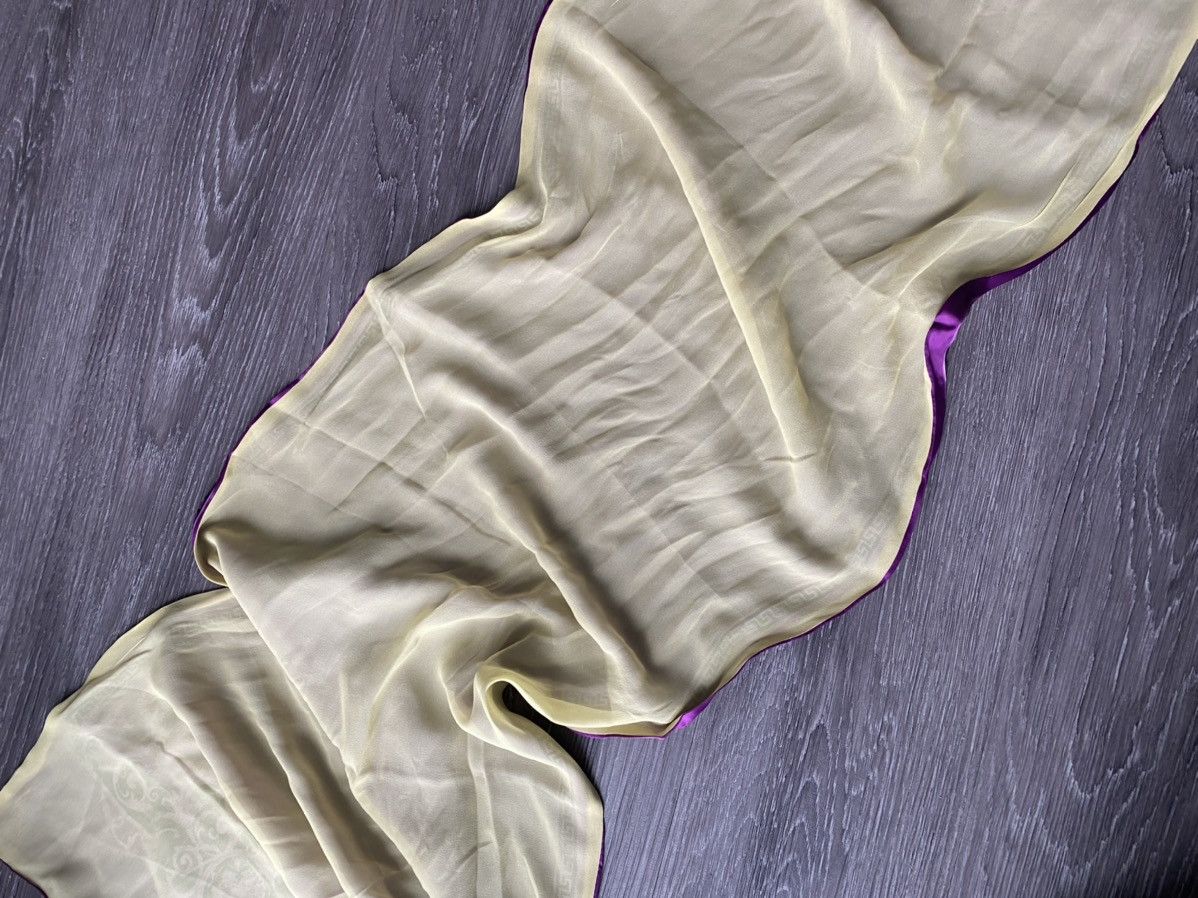 Versace Versace Silk Scarf Size ONE SIZE - 5 Thumbnail