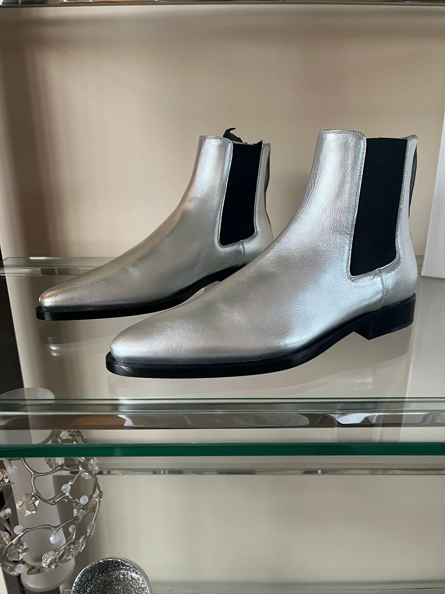 Givenchy Chelsea Boots in Silver Size US 8 / EU 41 - 15 Thumbnail