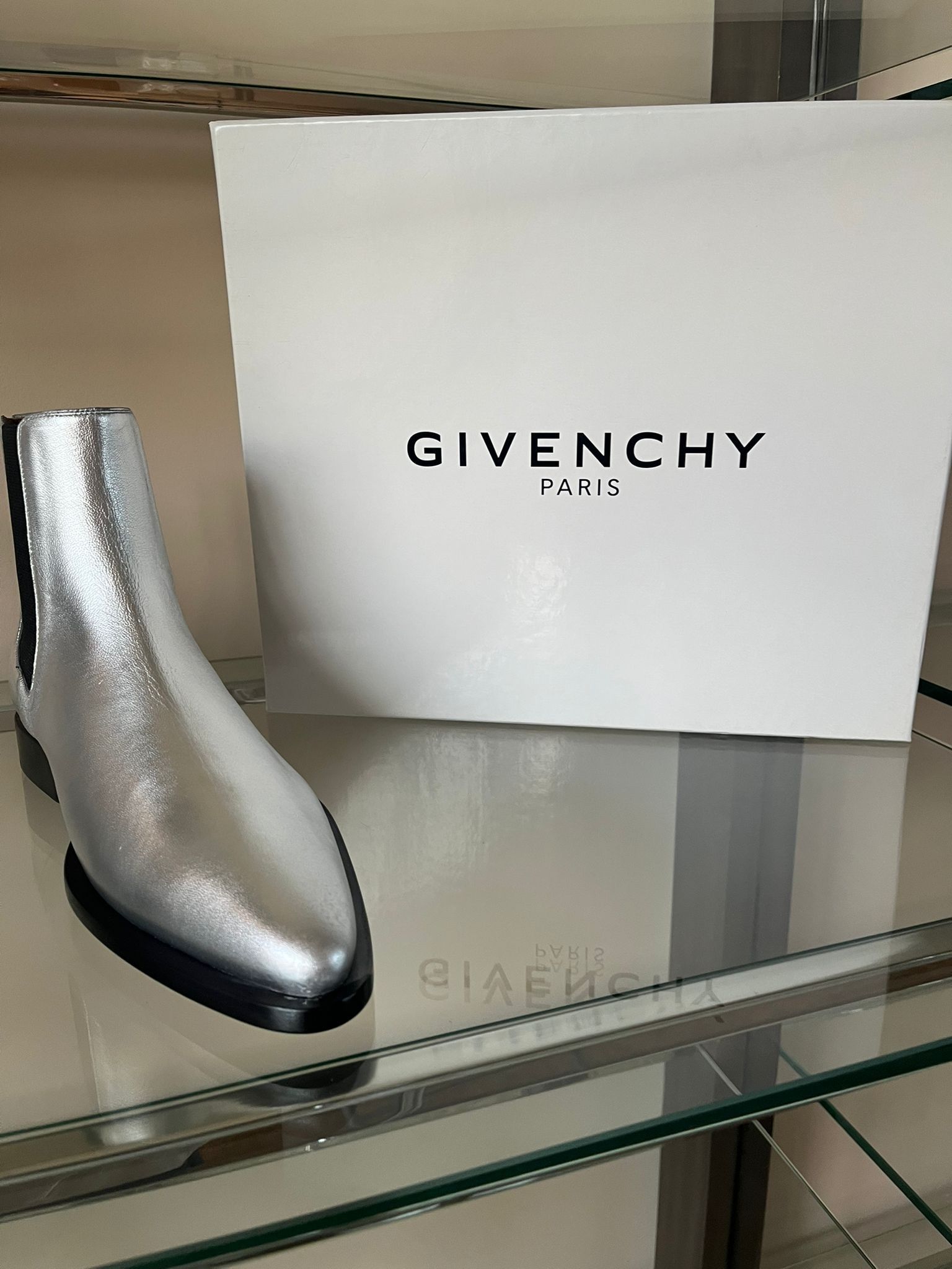 Givenchy Chelsea Boots in Silver Size US 8 / EU 41 - 12 Thumbnail