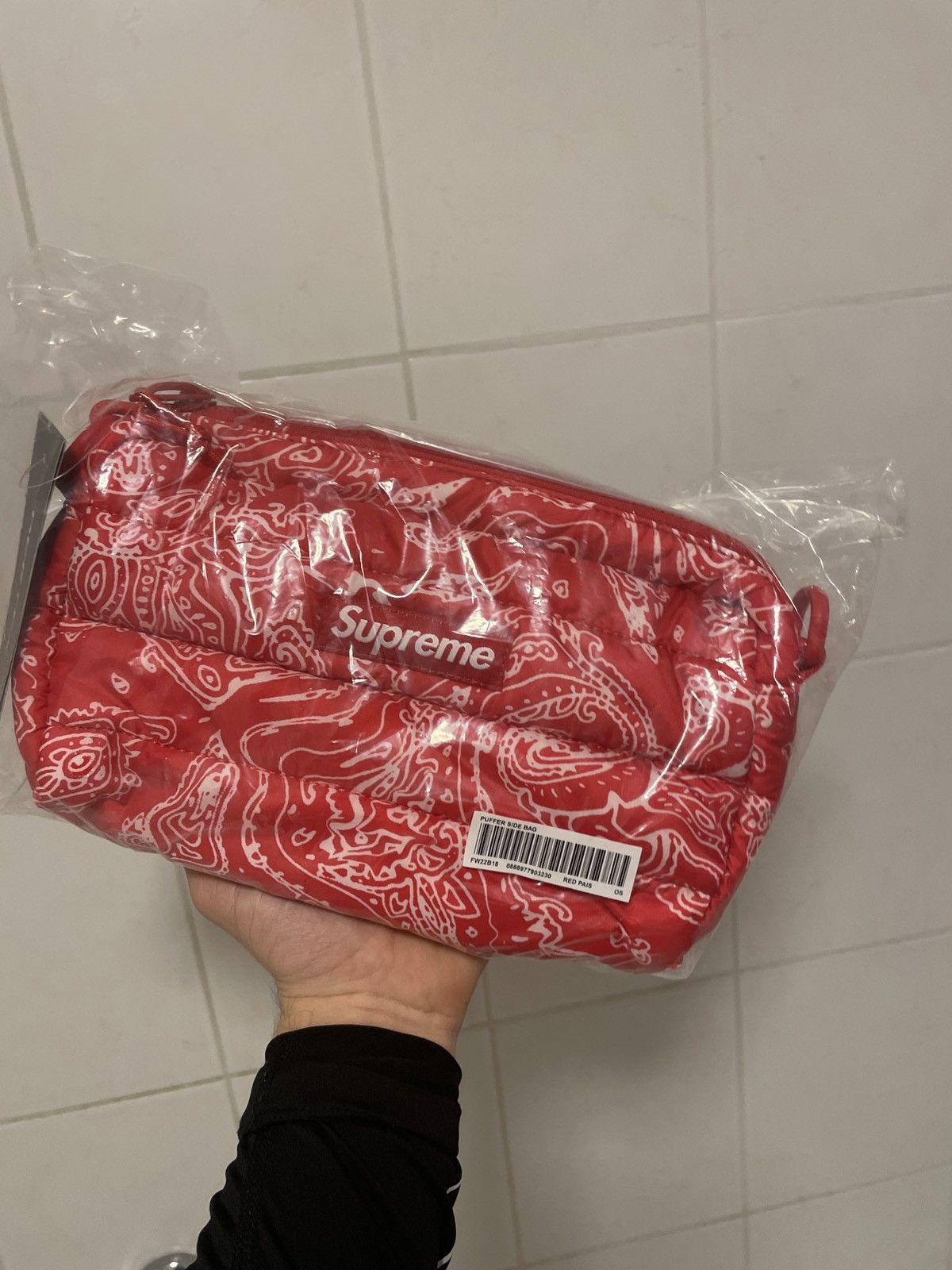 Supreme Puffer Side Bag - Red