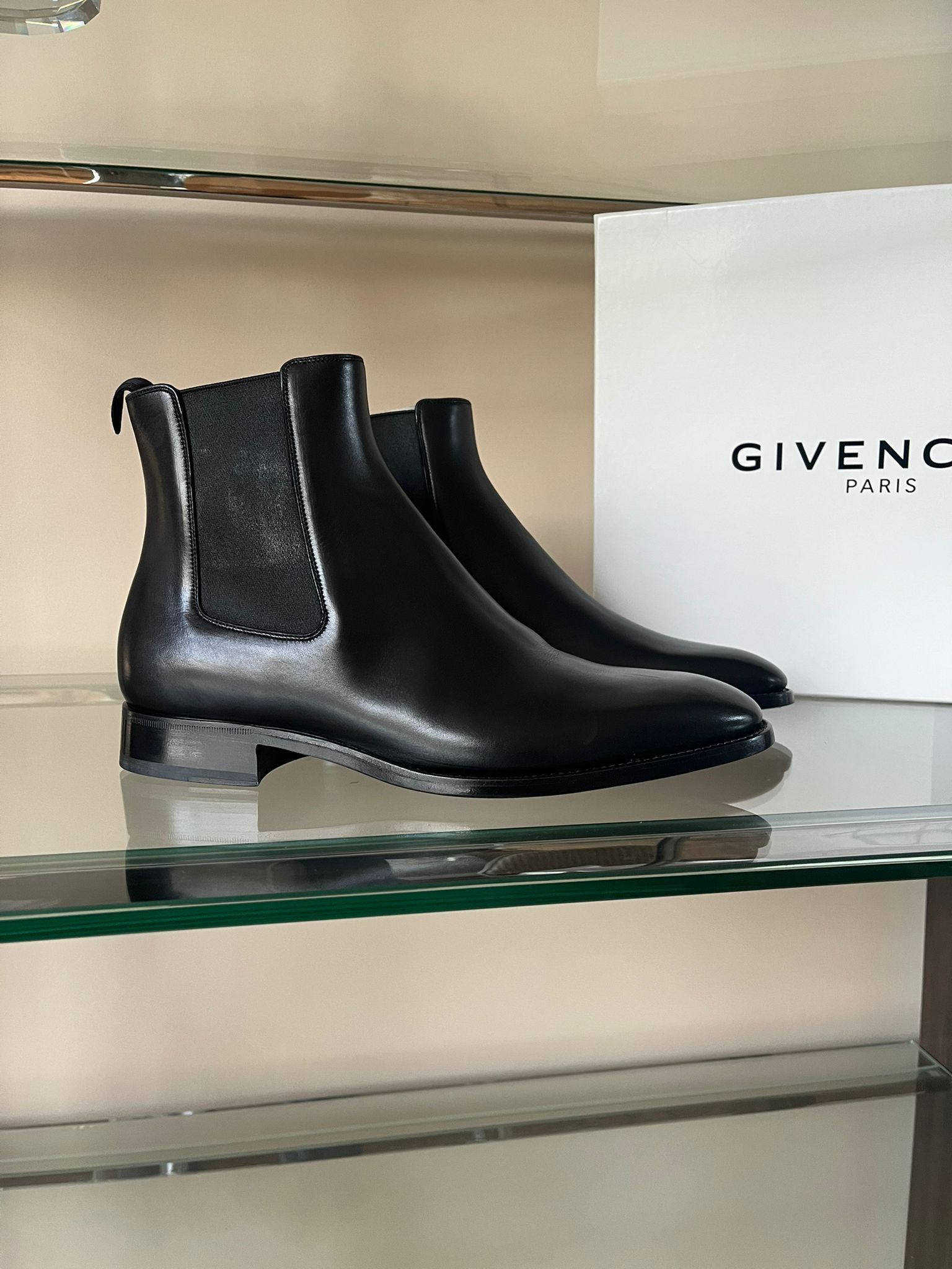 Givenchy Chelsea Boots in Black Size US 8 / EU 41 - 4 Thumbnail