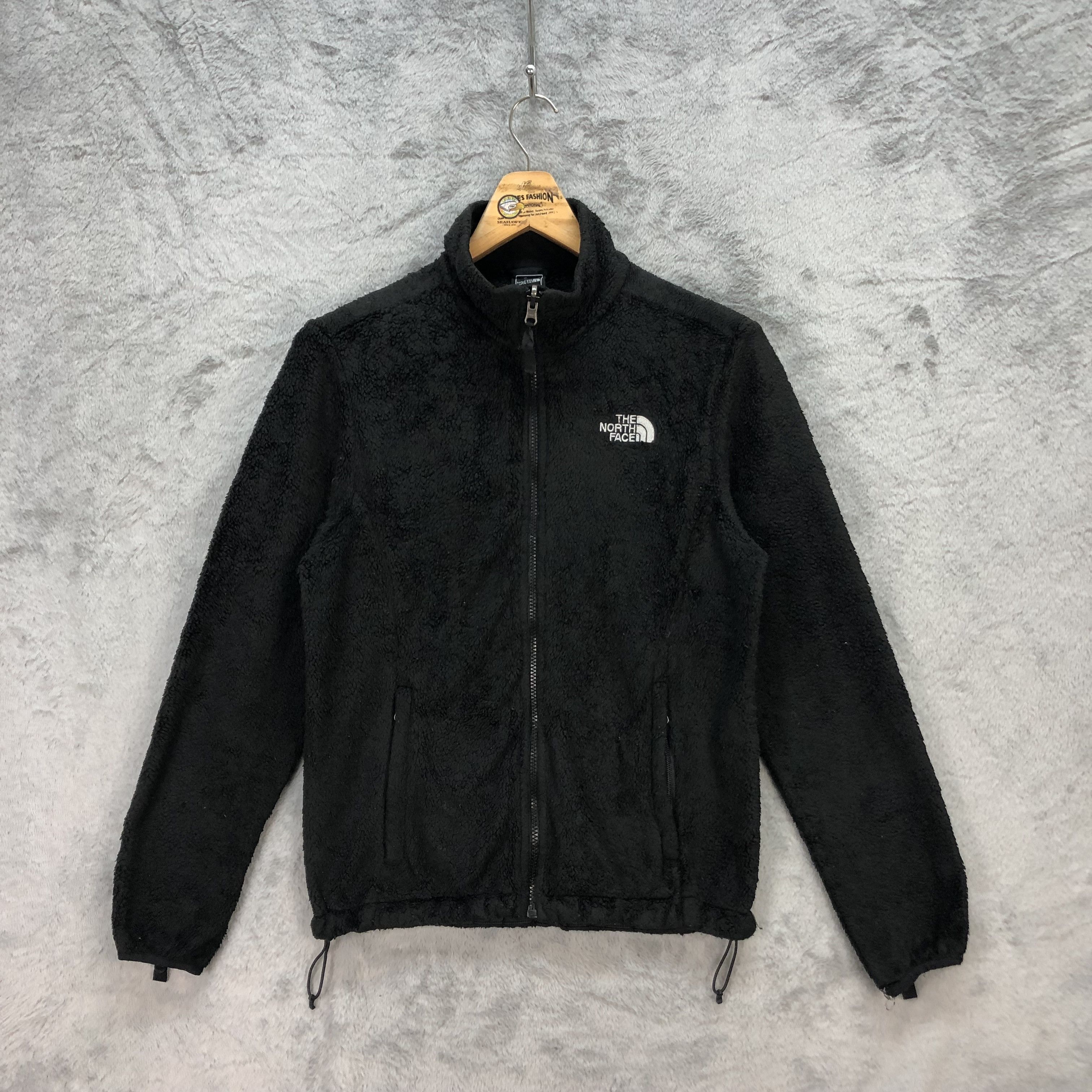 The North Face Trashed TNF Deep Pile Fleece Sherpa Jacket #5735-204 Size M / US 6-8 / IT 42-44 - 1 Thumbnail