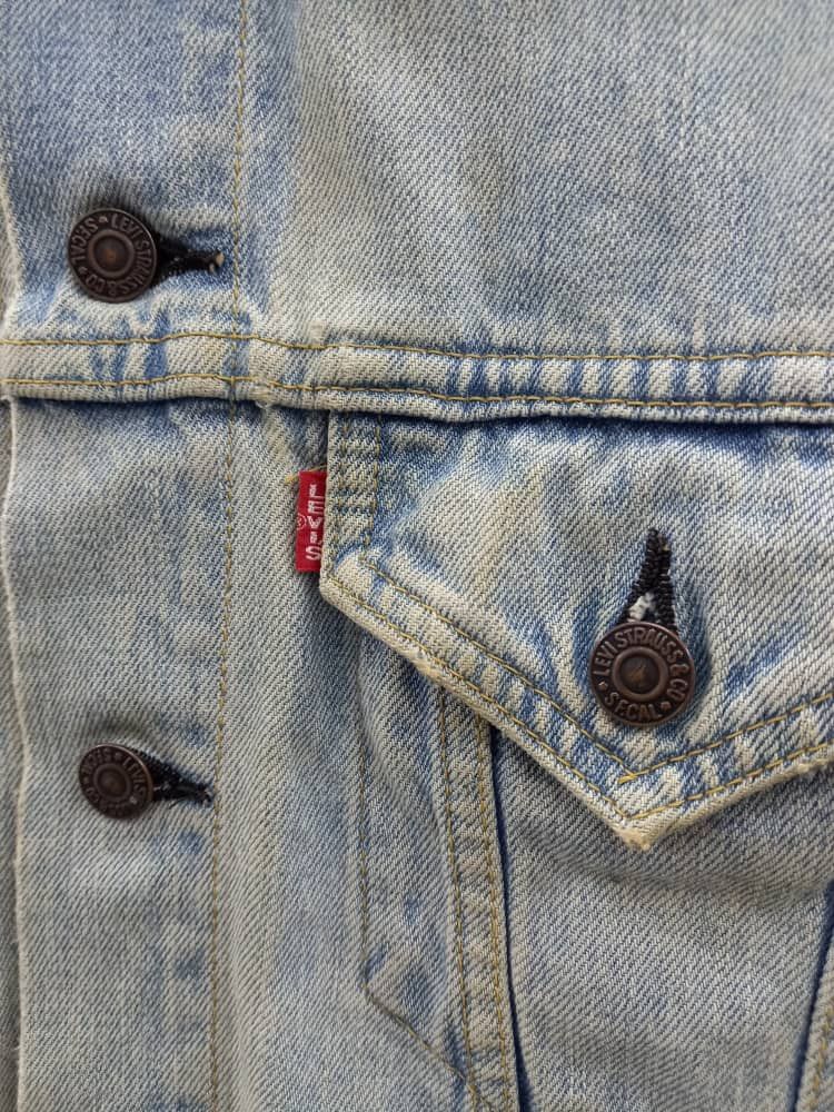 Edition Japan Levi's Big E Distressed Denim Jacket Size US S / EU 44-46 / 1 - 3 Thumbnail