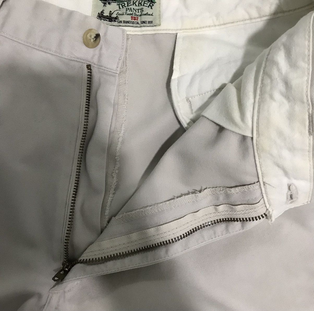Levi's × Vintage VINTAGE LEVI’S TREKKER PANTS Size US 31 - 10 Thumbnail