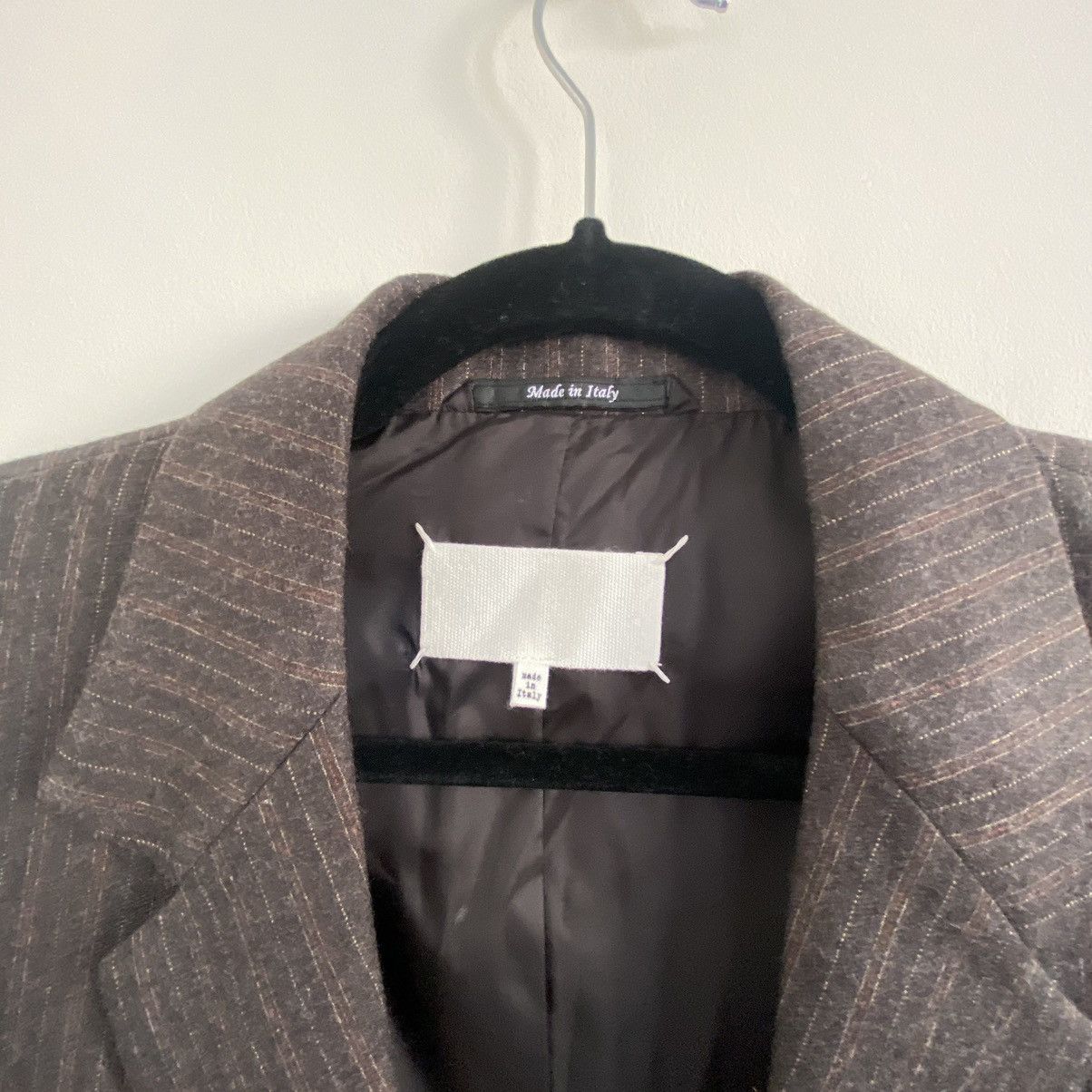 Maison Margiela Maison Margiela Oversized Pinstripe Cape-Sleeve Blazer Size M / US 6-8 / IT 42-44 - 2 Thumbnail