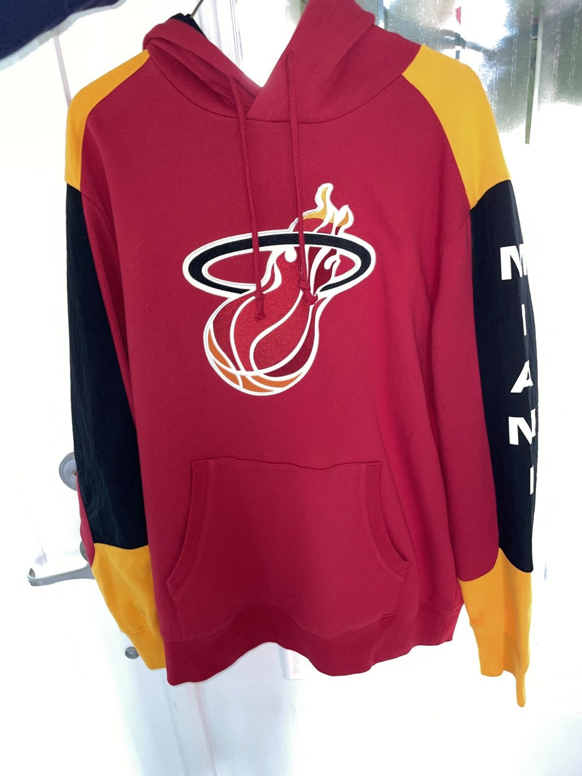Mitchell & Ness Miami heat NBA fusion fleece hoody Size US L / EU 52-54 / 3 - 1 Thumbnail