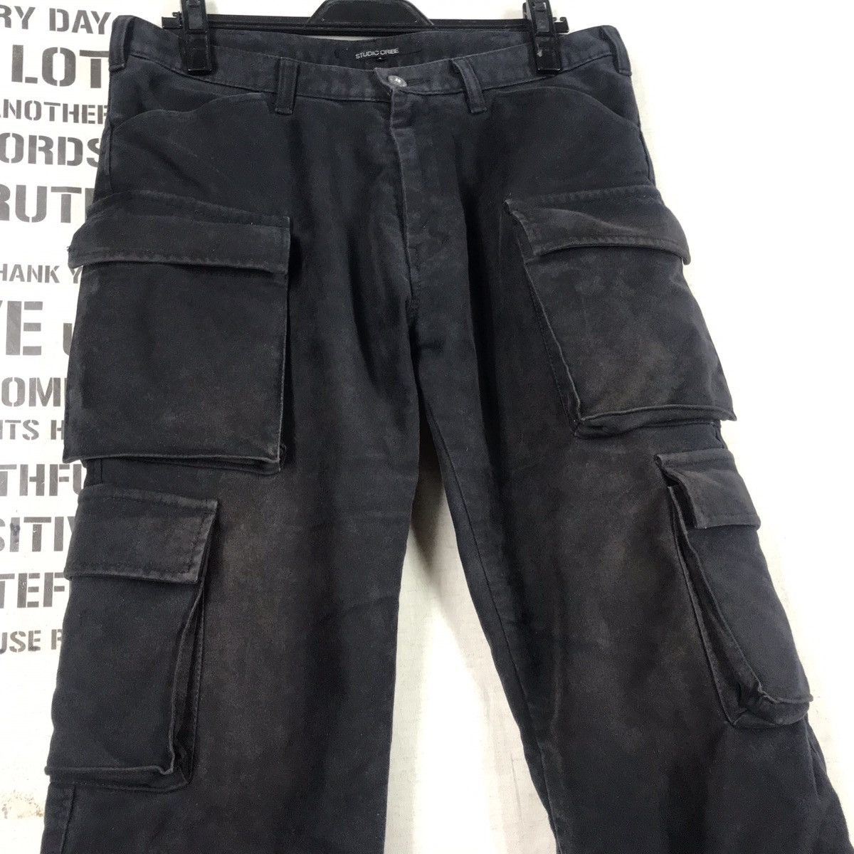Japanese Brand STUDIO ORIBE HIDDEN BUTTON ACID WASH CARGO PANT Size US 33 - 1 Thumbnail