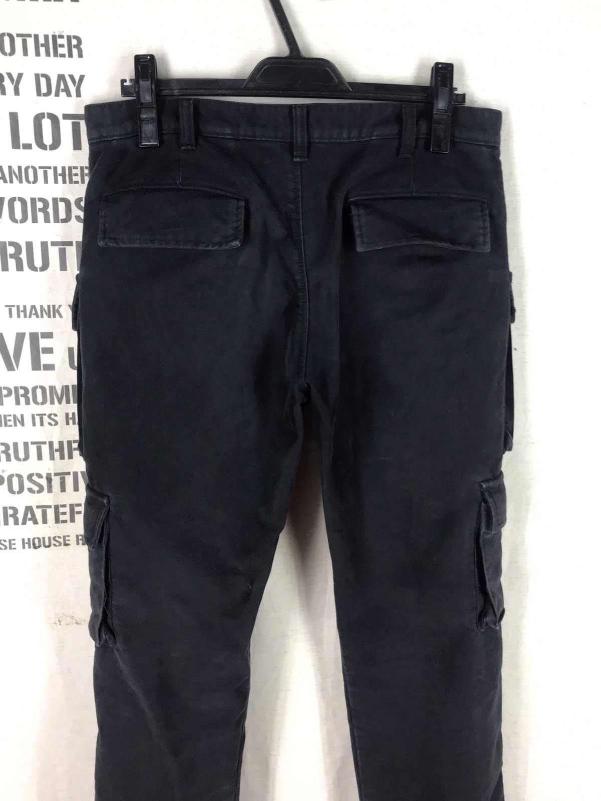 Japanese Brand STUDIO ORIBE HIDDEN BUTTON ACID WASH CARGO PANT Size US 33 - 13 Thumbnail