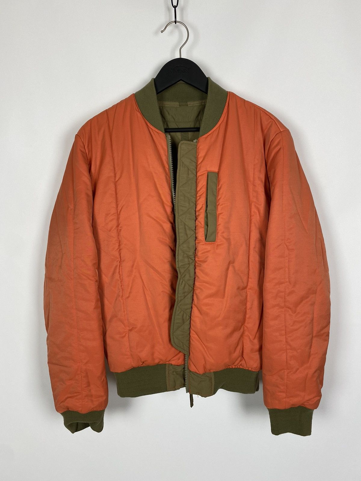 French Connection French Connection Reversible MA-1 Bomber Jacket in S-M Size US S / EU 44-46 / 1 - 1 Thumbnail