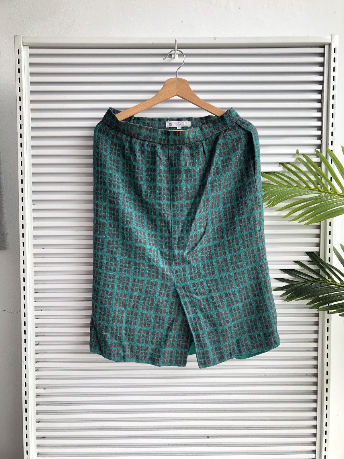 Givenchy Vintage Givenchy Skirt Size 30" / US 8 / IT 44 - 2 Thumbnail