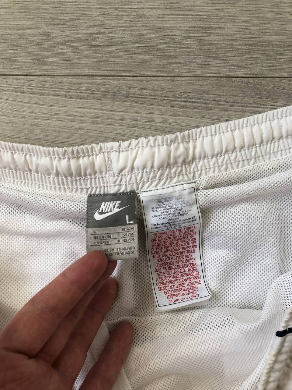 Vintage Vintage Nike Shorts Size US 34 / EU 50 - 5 Thumbnail
