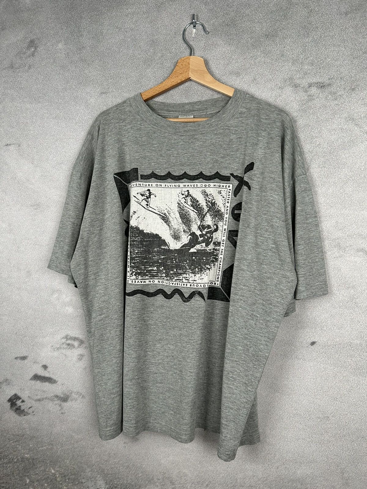 Vintage Vintage Surf Style Graphic Tee 90s Boxy Fit Size US XL / EU 56 / 4 - 2 Thumbnail