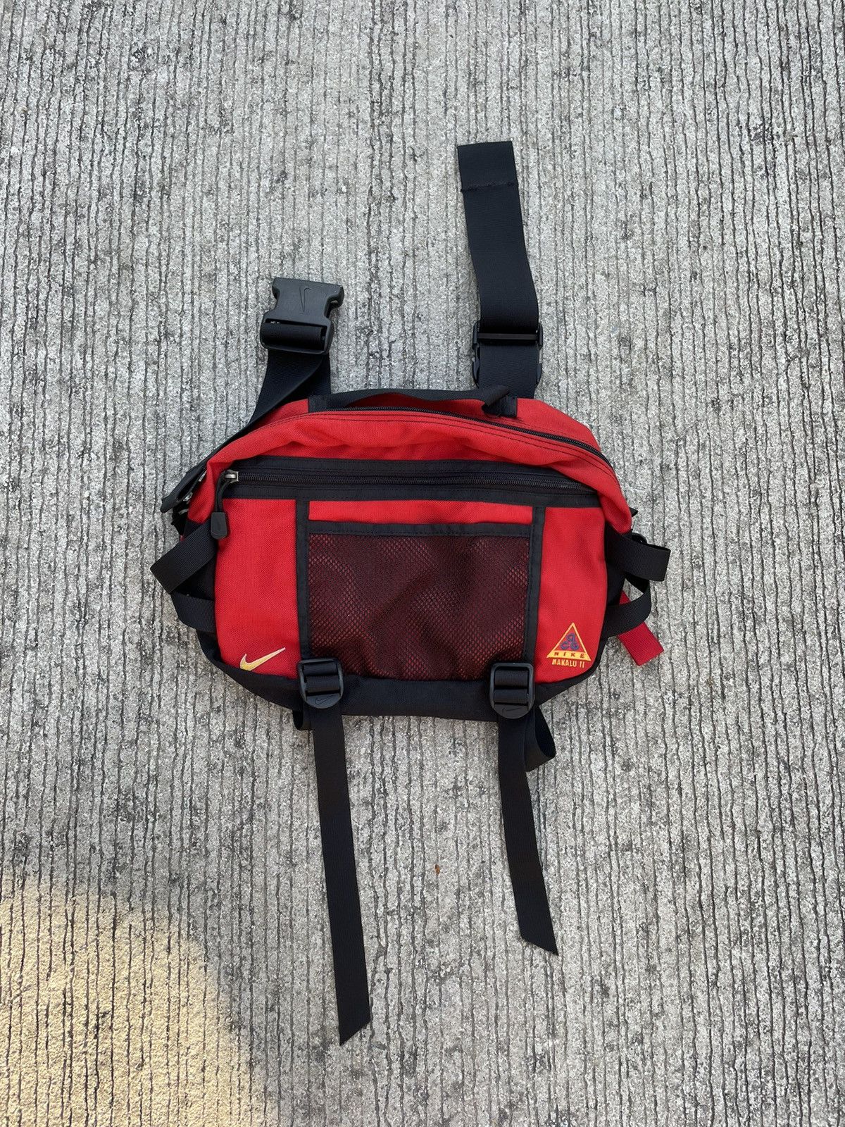 Vintage 90s Nike ACG Hiking waist bag