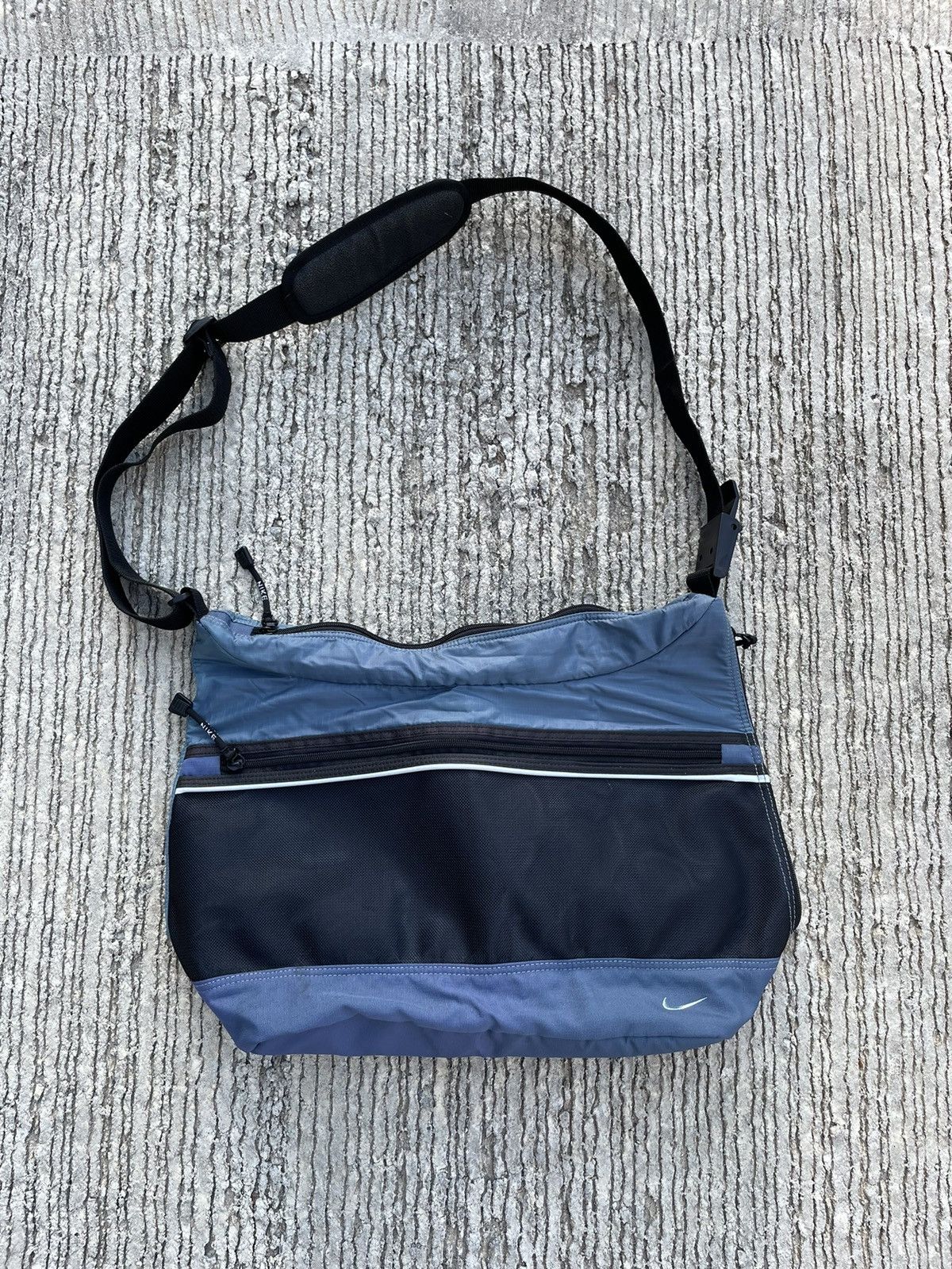 Vintage Nike Crossbody Bag